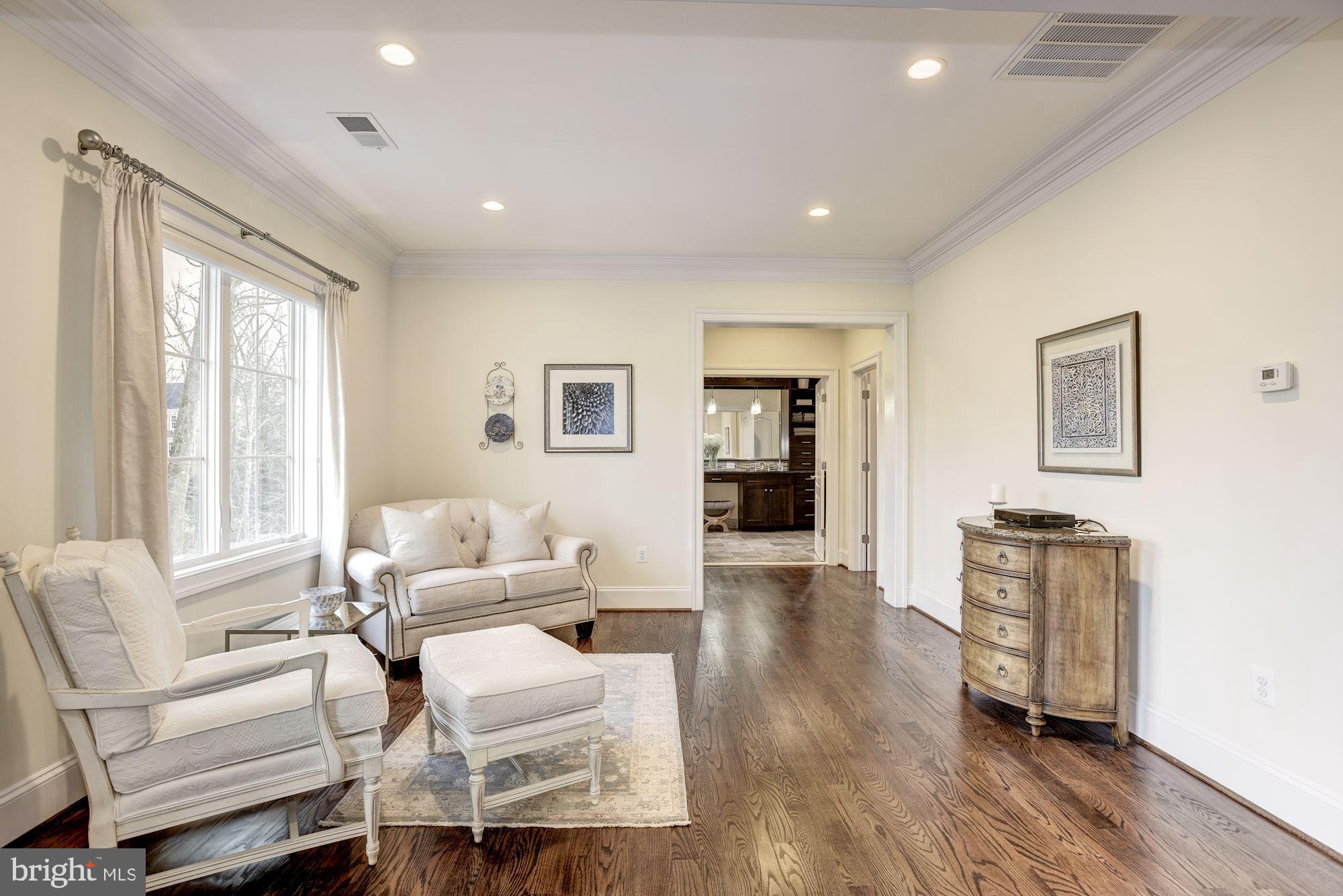 FOREST VILLA - Residential