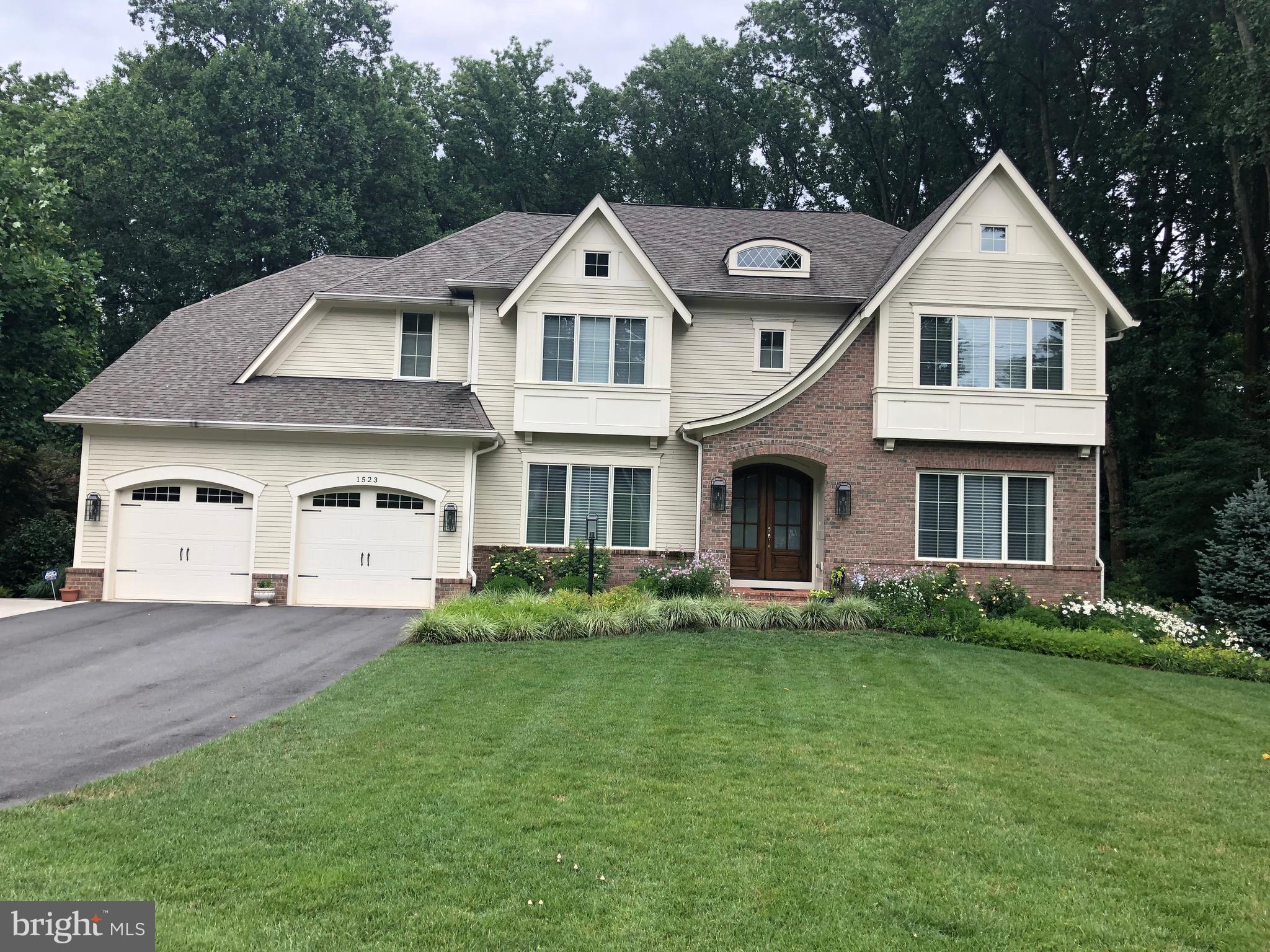 FOREST VILLA - Residential