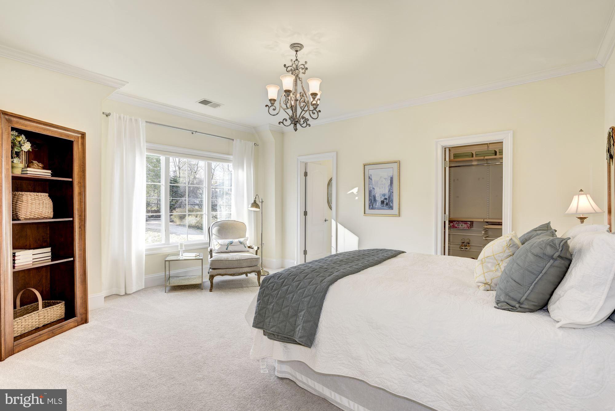 FOREST VILLA - Residential