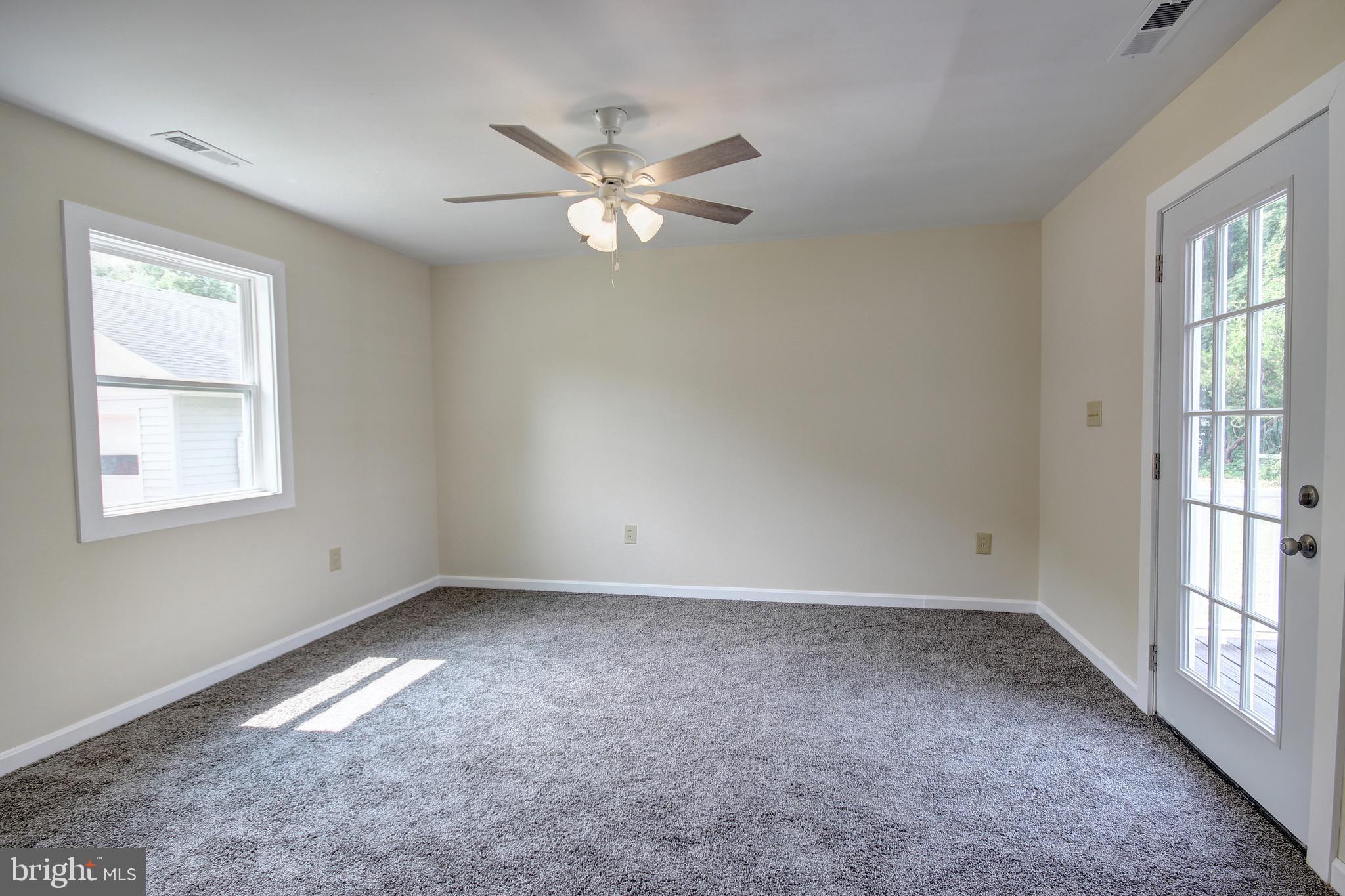 CANNON FARM - Residential