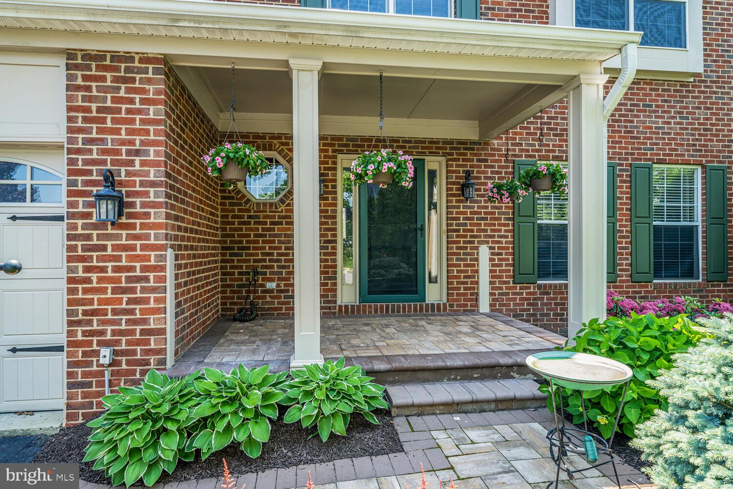 43413 COUNTRYWALK COURT