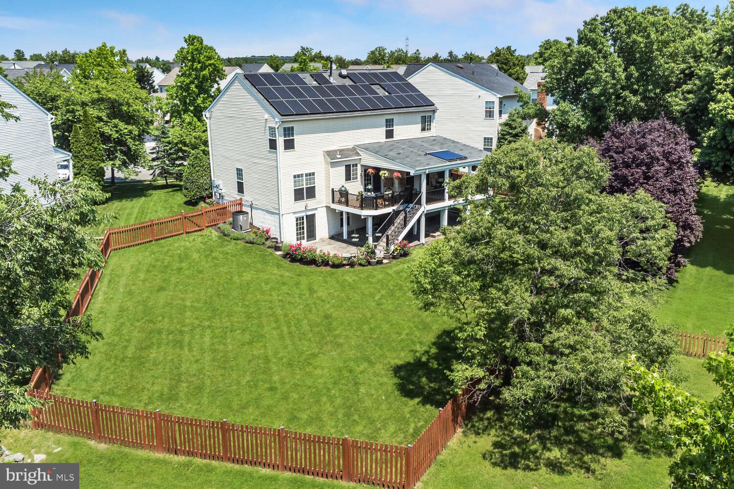 43413 COUNTRYWALK COURT
