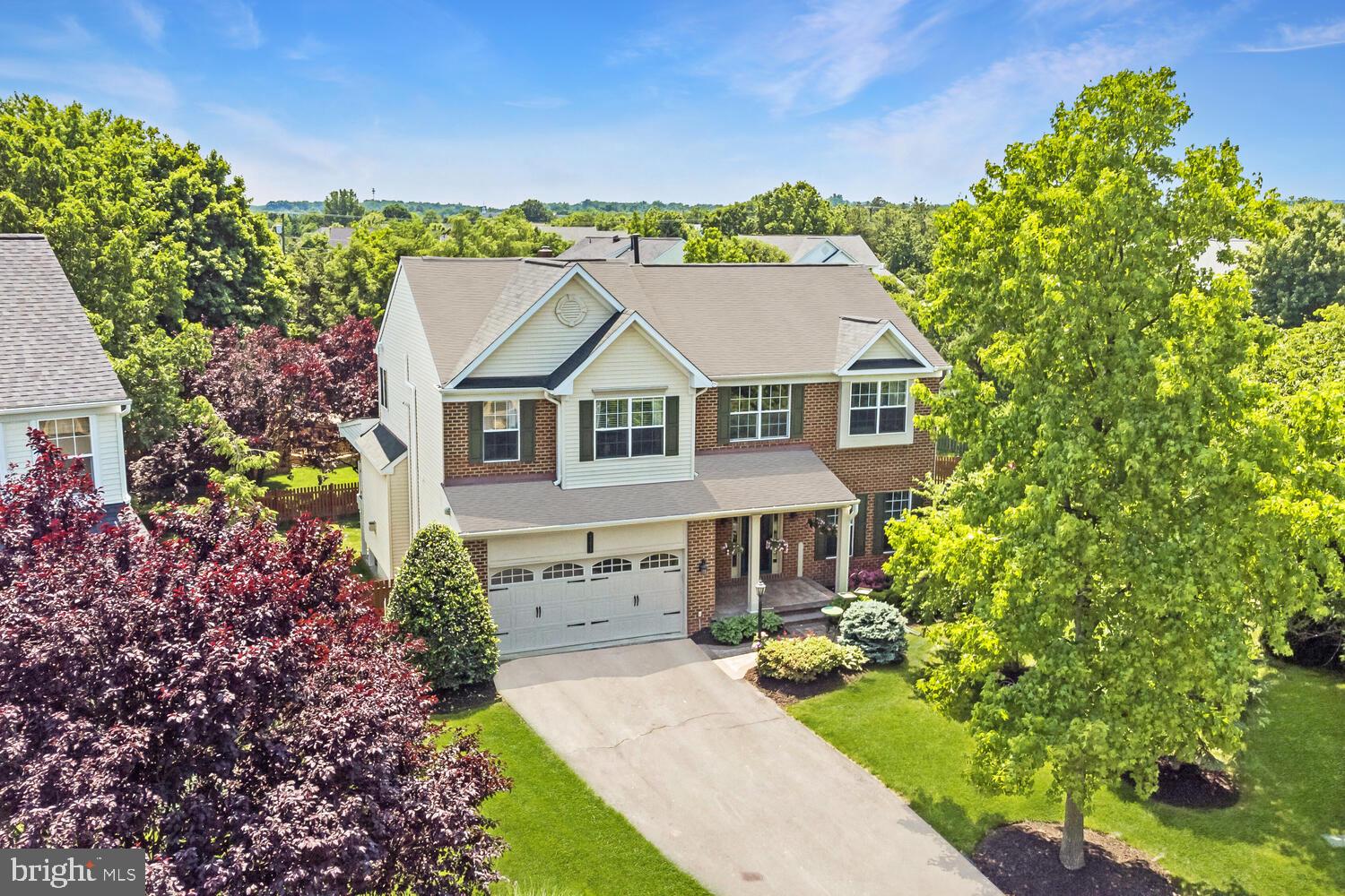 43413 COUNTRYWALK COURT