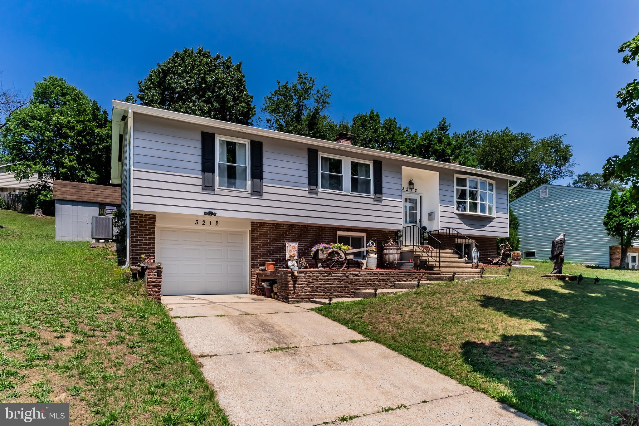 3212 TRINITY ROAD