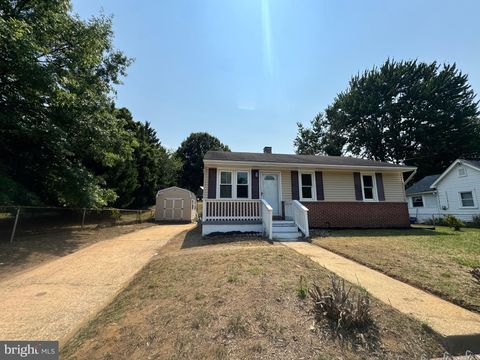 Photo of 1803 Lincoln Drive, ANNAPOLIS, MD 21401 (MLS # MDAA2152638)
