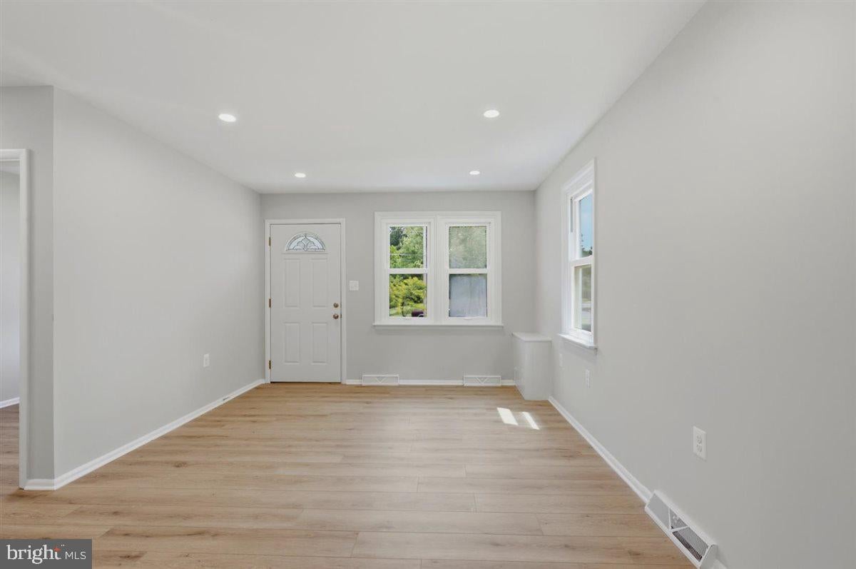 1803 LINCOLN DRIVE