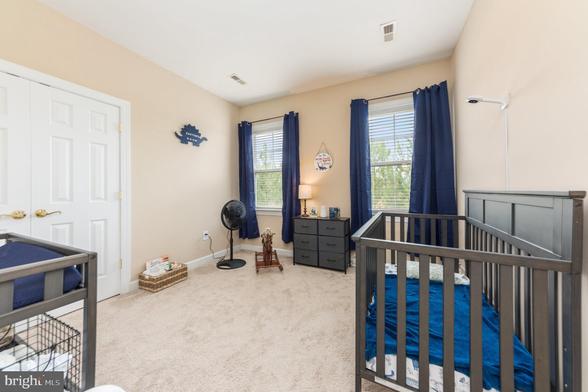 LADYSMITH VILLAGE - Residential