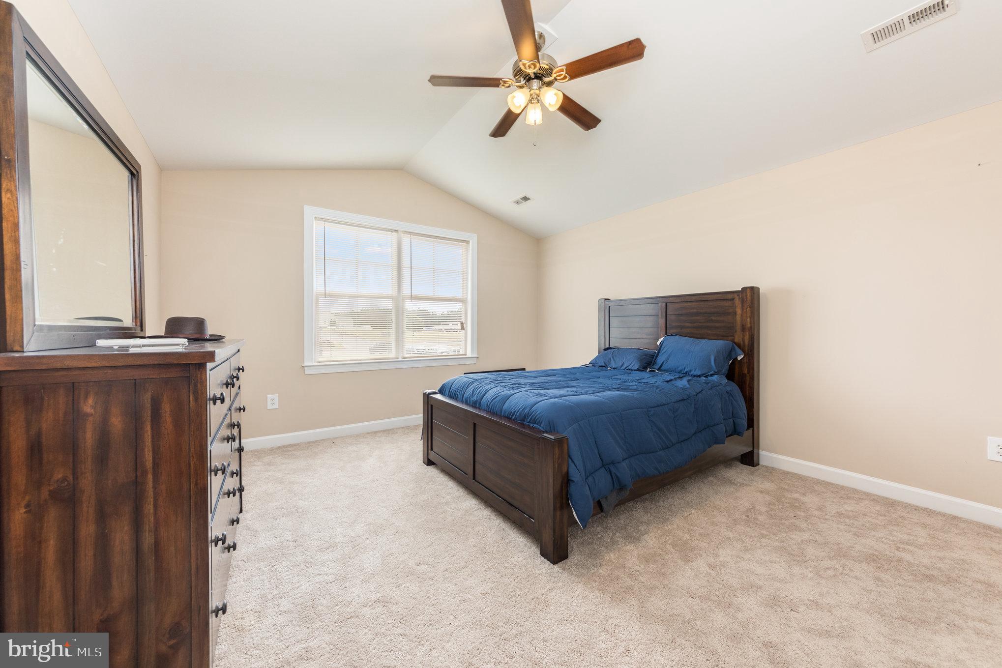 LADYSMITH VILLAGE - Residential