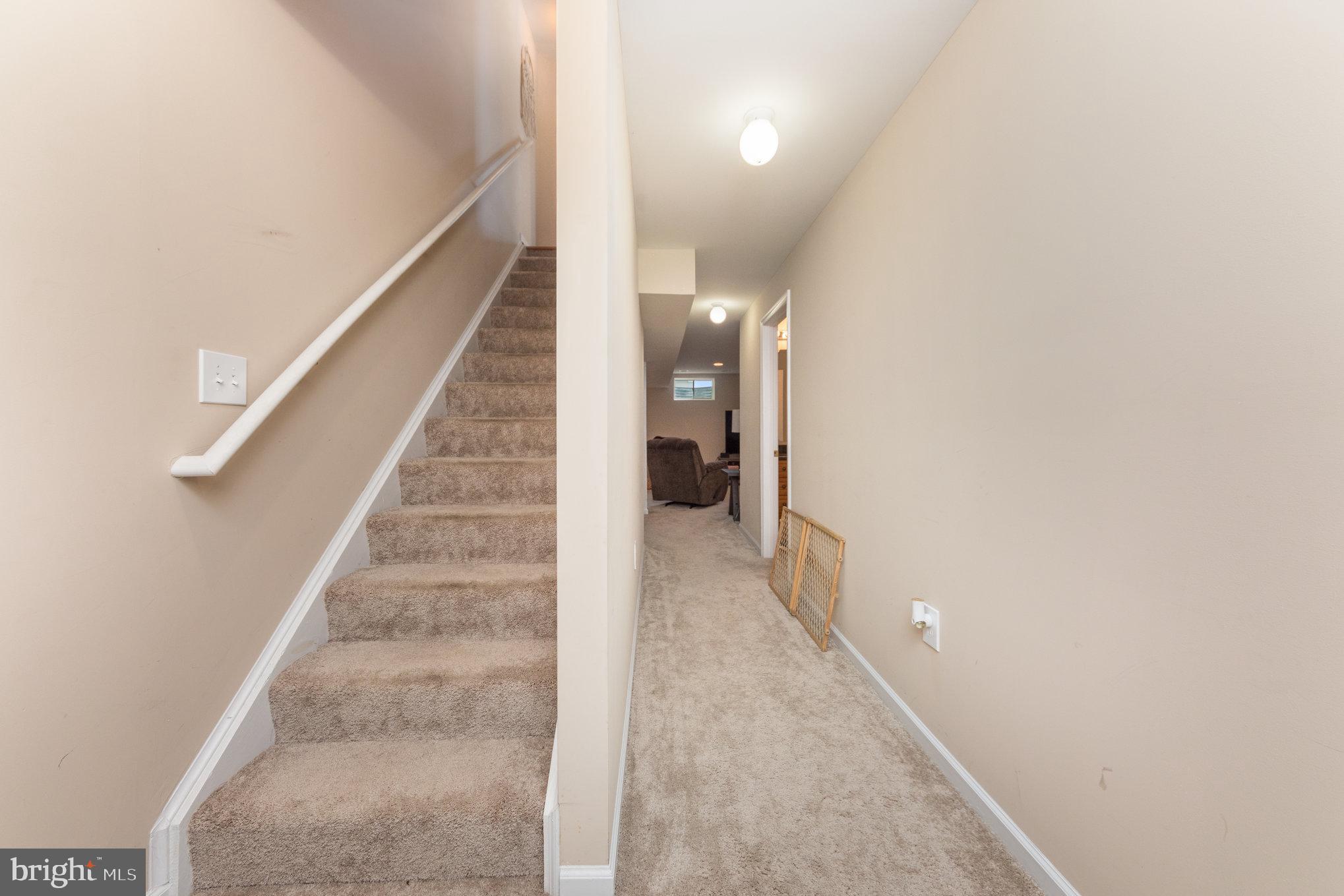 LADYSMITH VILLAGE - Residential