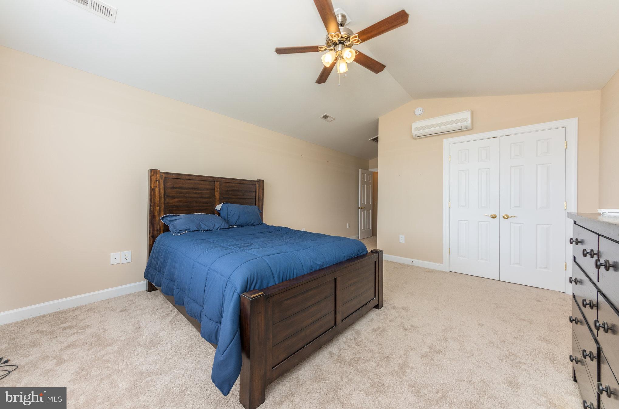 LADYSMITH VILLAGE - Residential