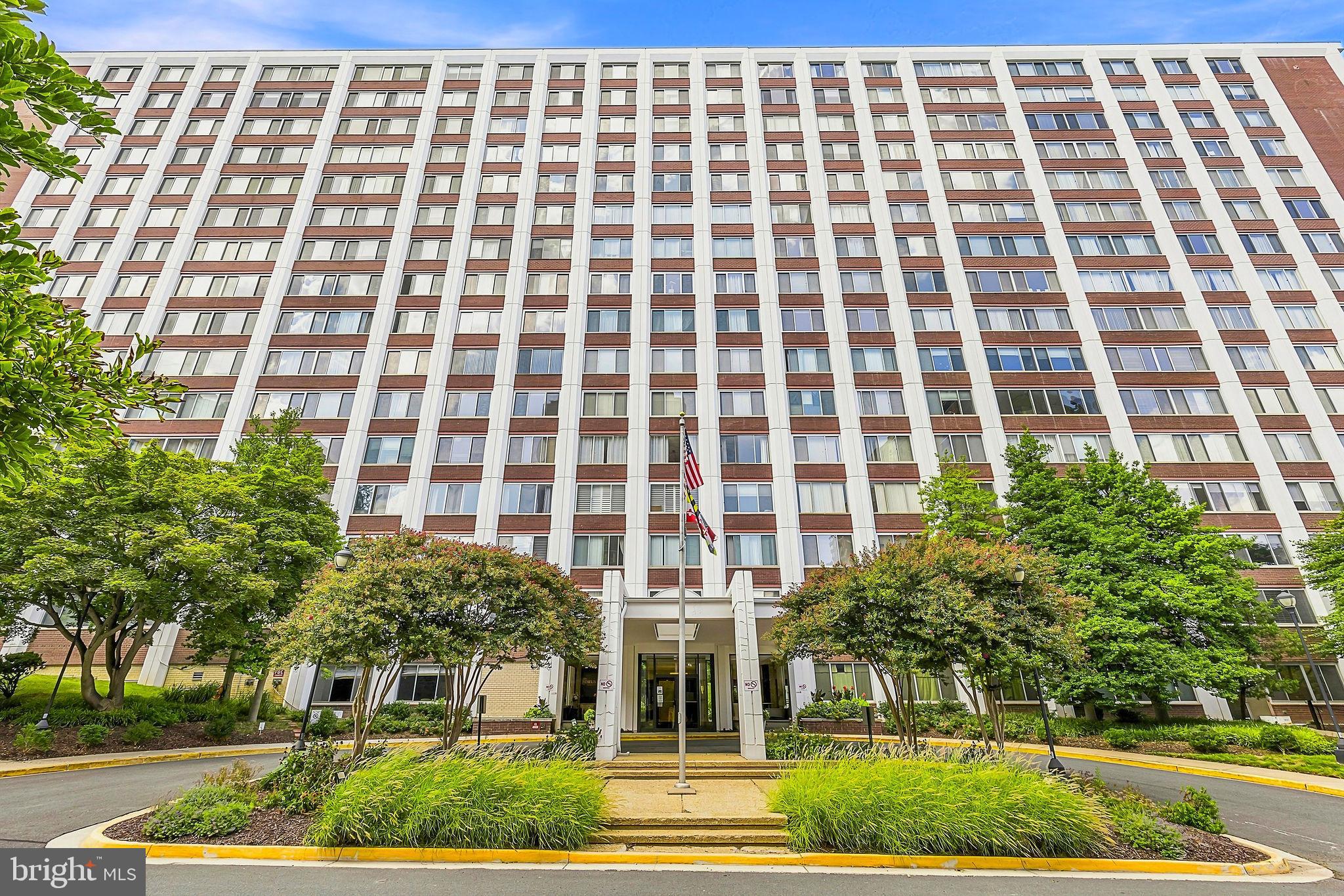 11801 ROCKVILLE PIK 1706