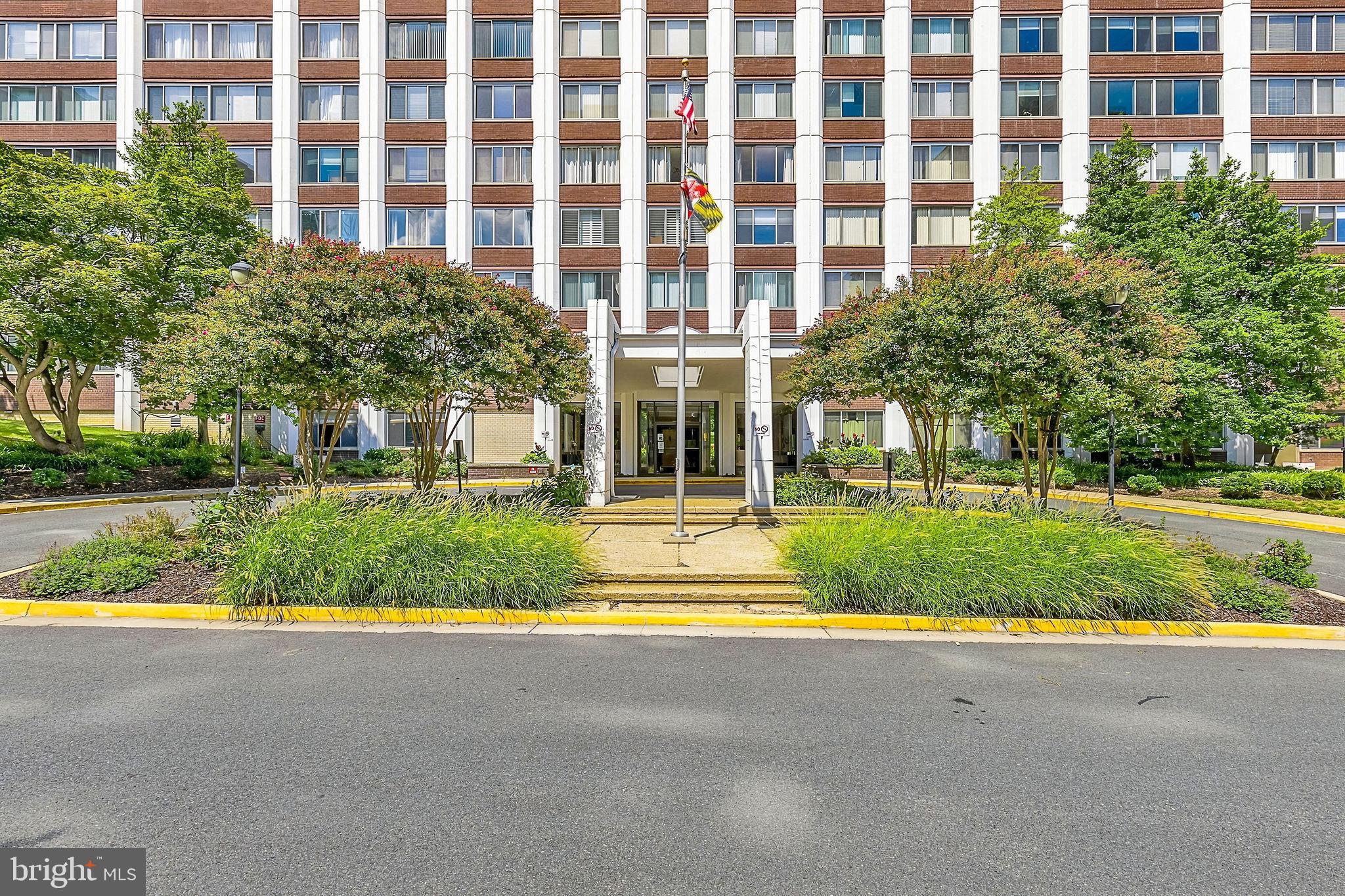 11801 ROCKVILLE PIK 1706