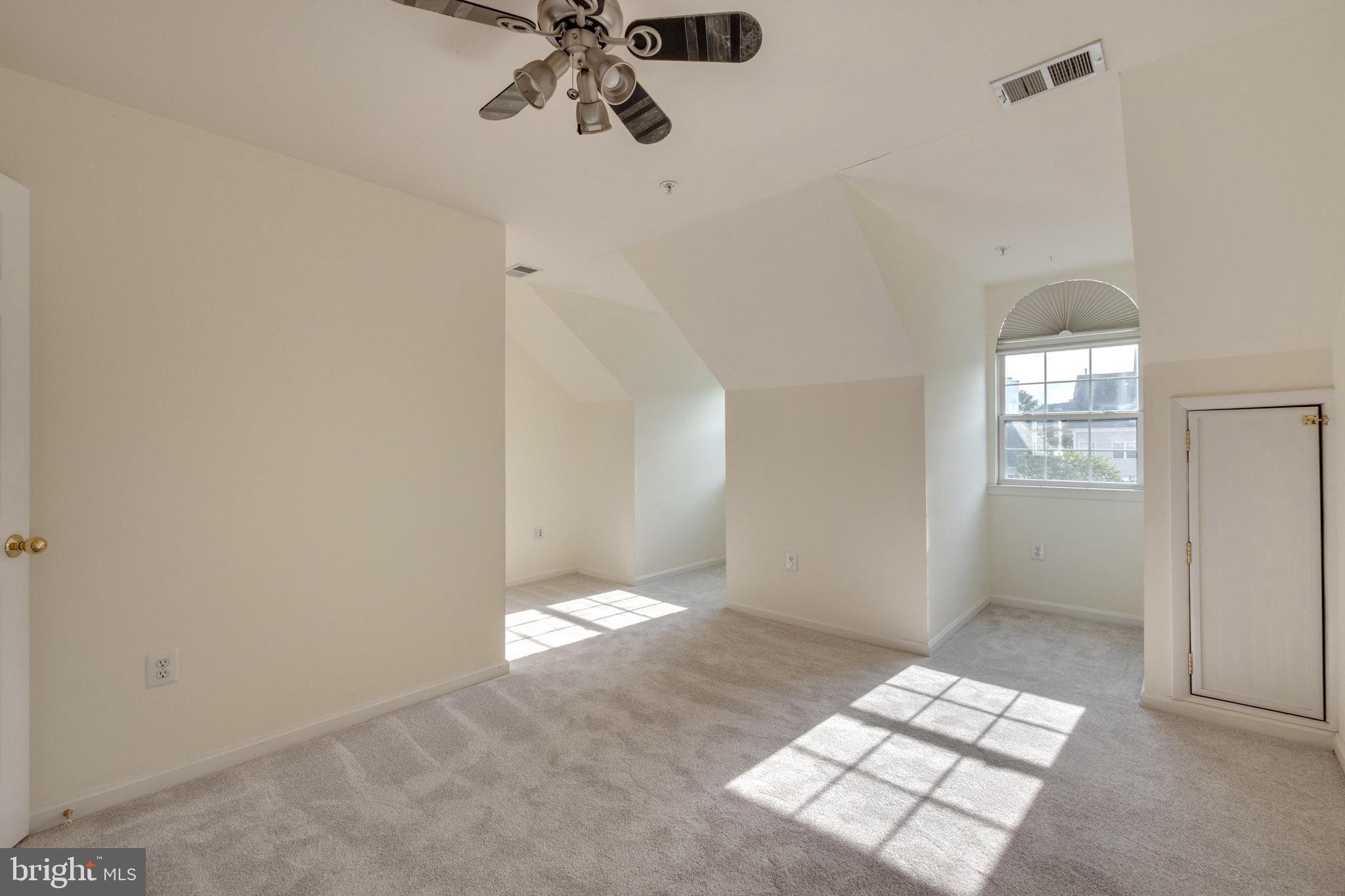 CAMERON STATION - Residential Lease