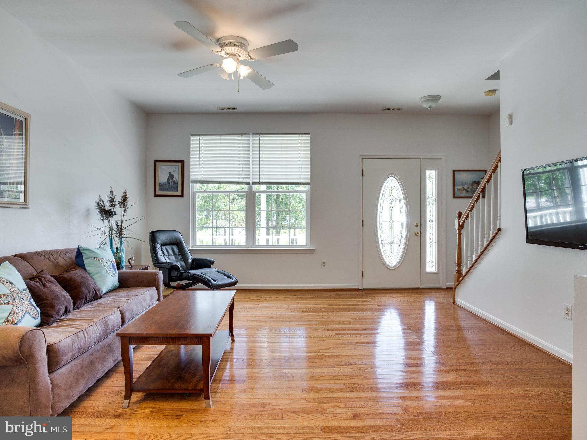 FRANKLIN MANOR BEACH - Residential