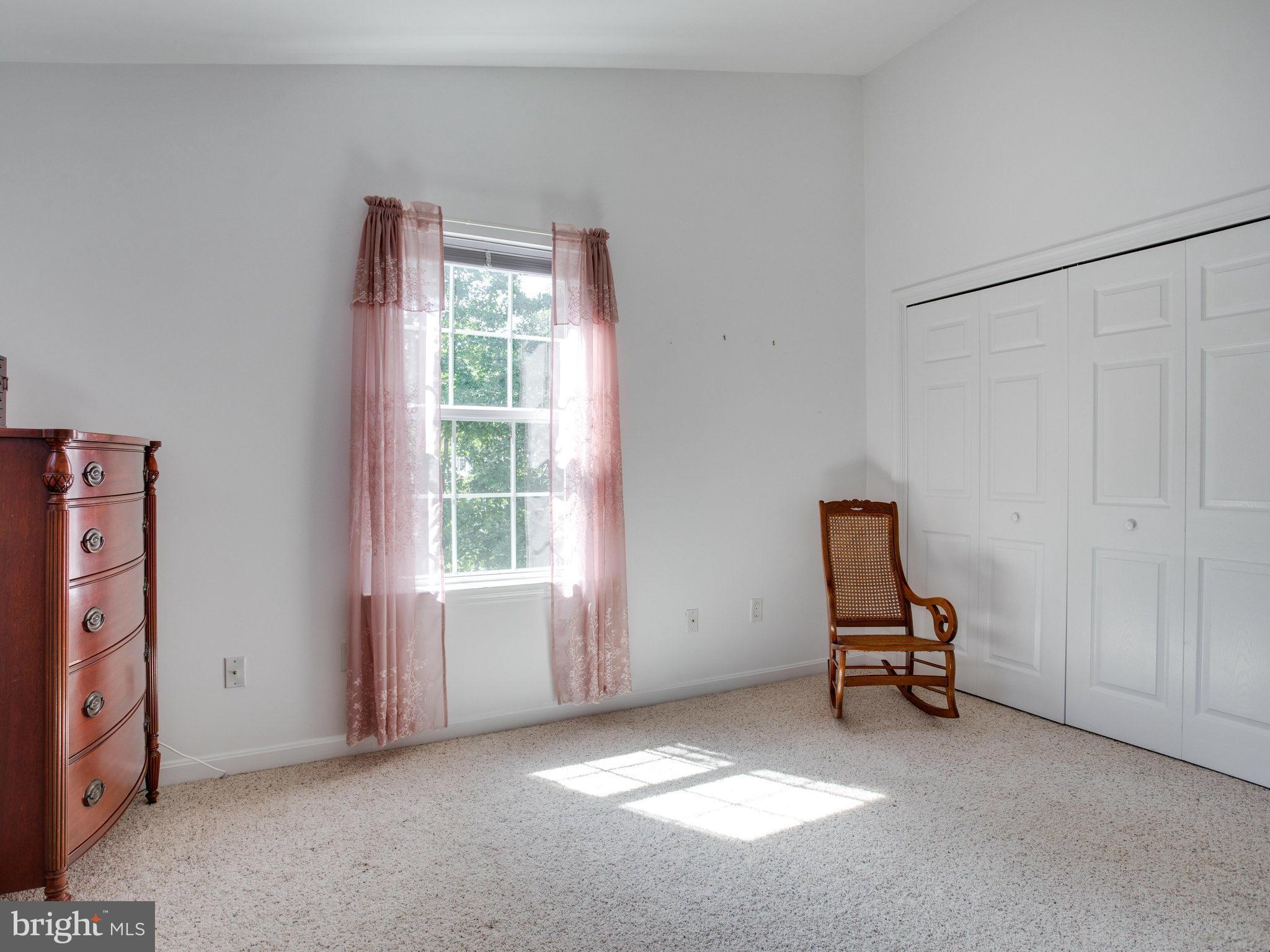 FRANKLIN MANOR BEACH - Residential