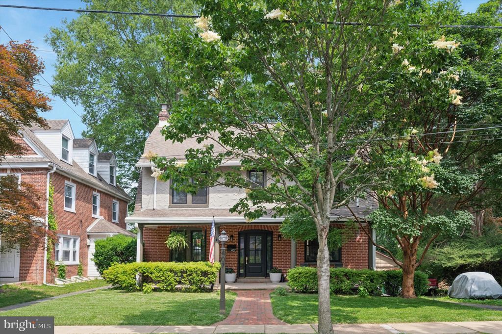 Photo of 407 S Jackson Street, MEDIA, PA 19063 (MLS # PADE2108116)