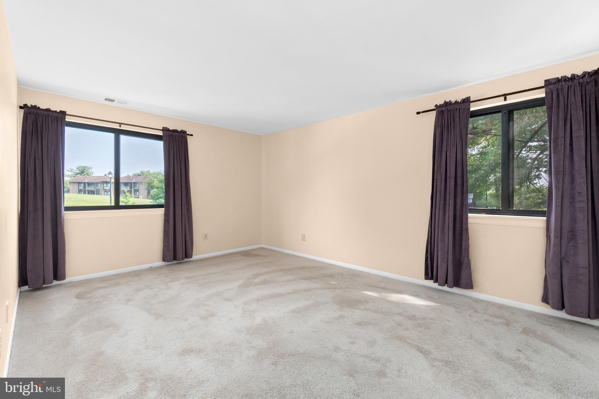 VILLAGE OF LONG REACH - Residential