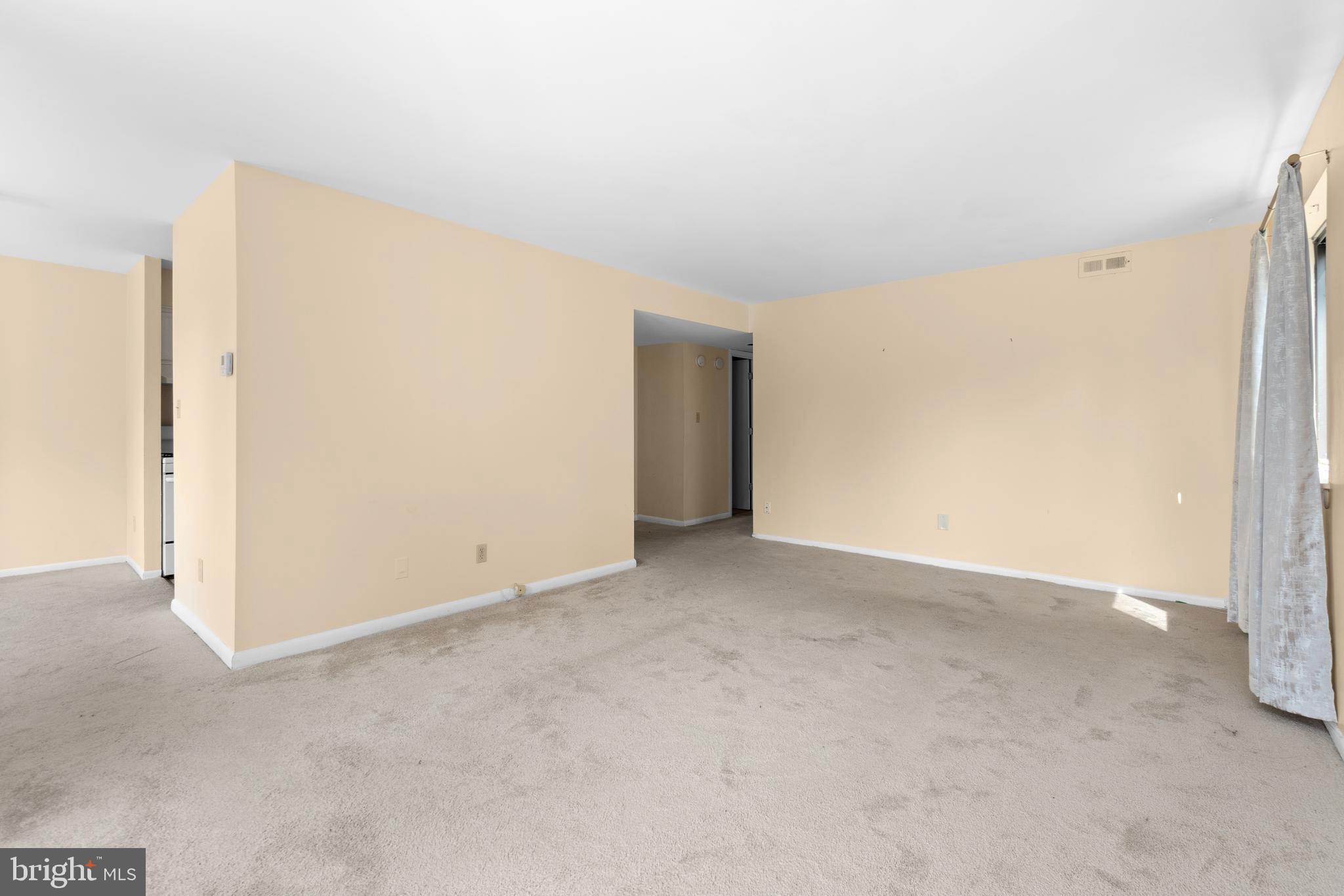 VILLAGE OF LONG REACH - Residential