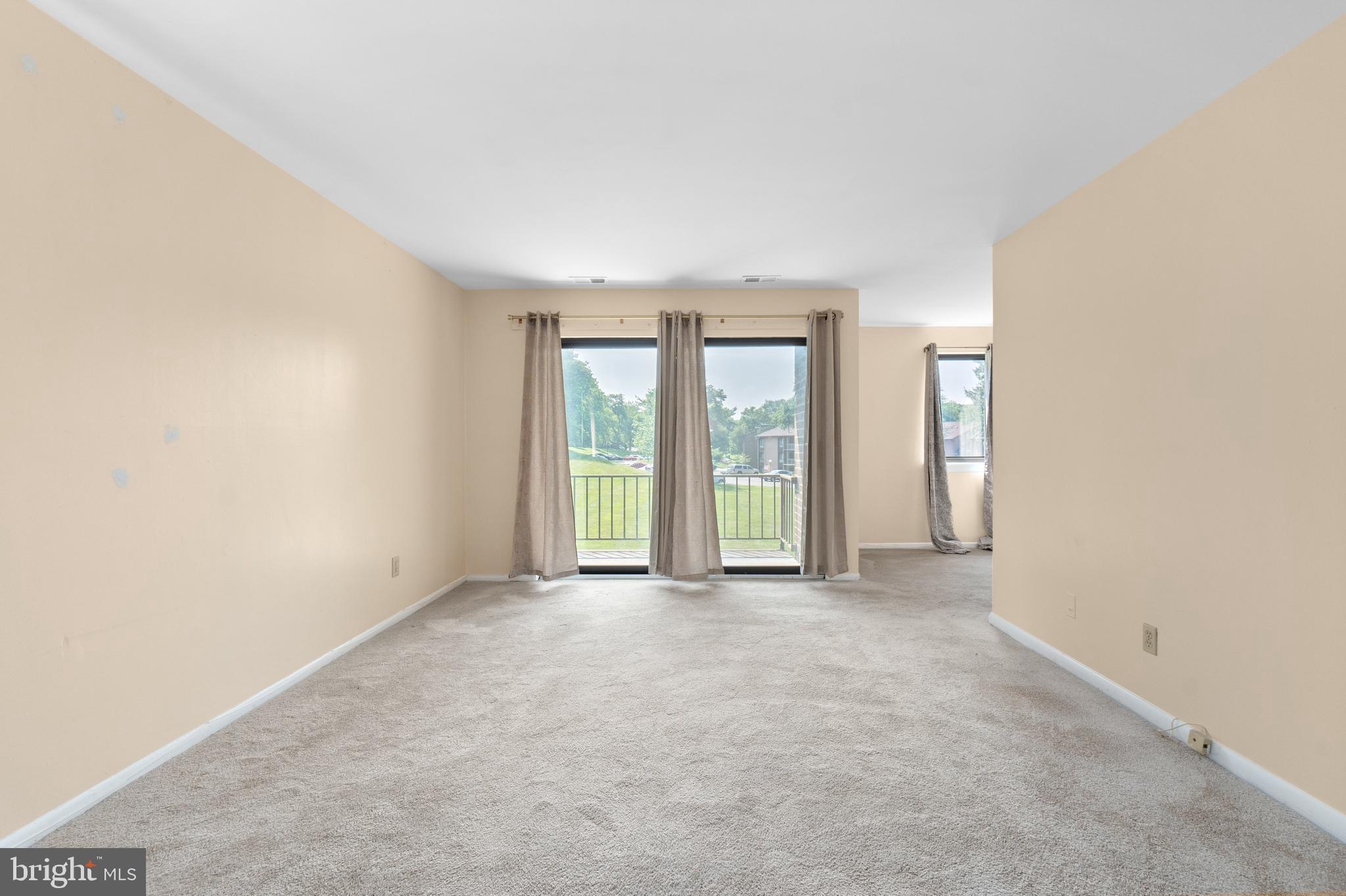 VILLAGE OF LONG REACH - Residential