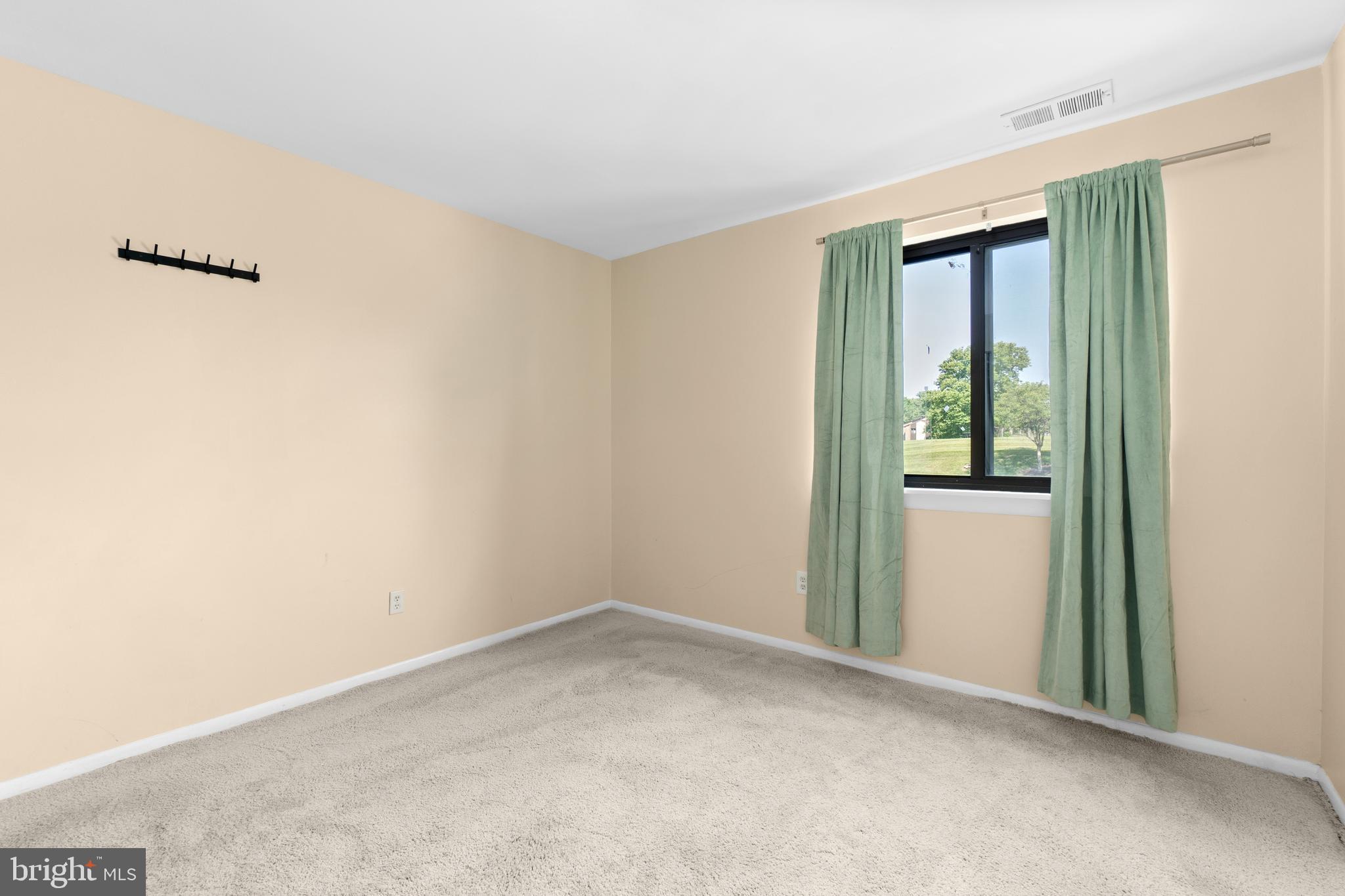 VILLAGE OF LONG REACH - Residential