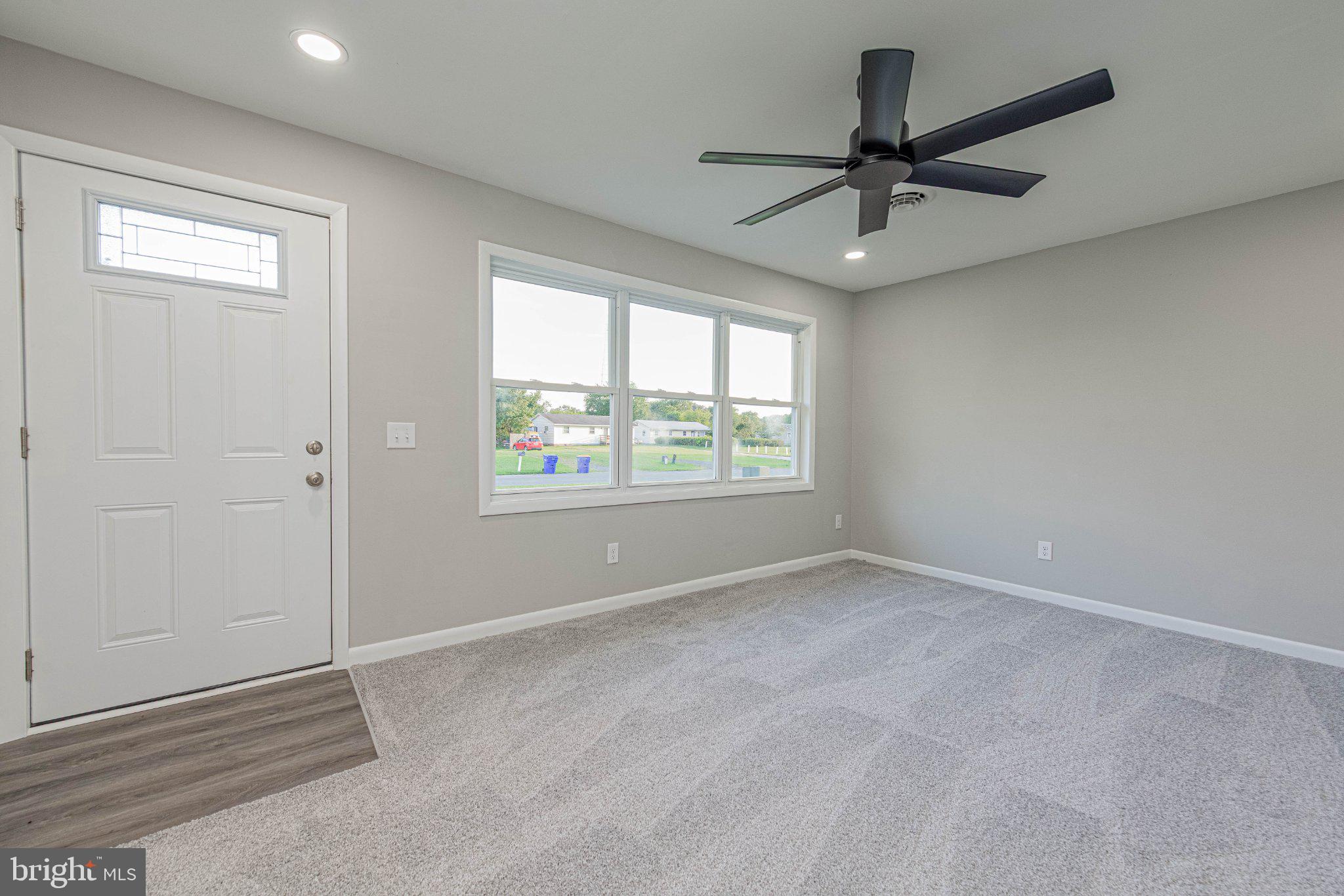 28927 E DIAMOND STREET