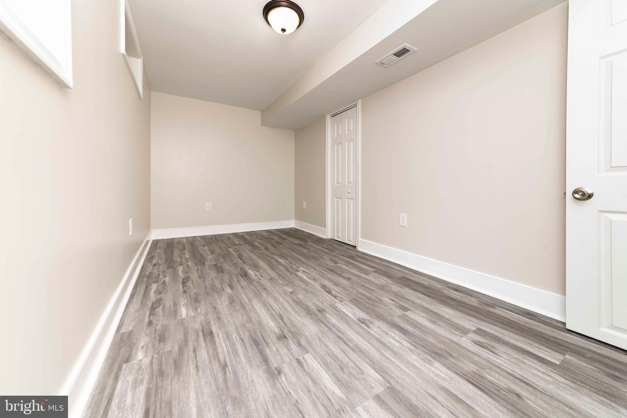 CHESTNUT HILLS - Residential