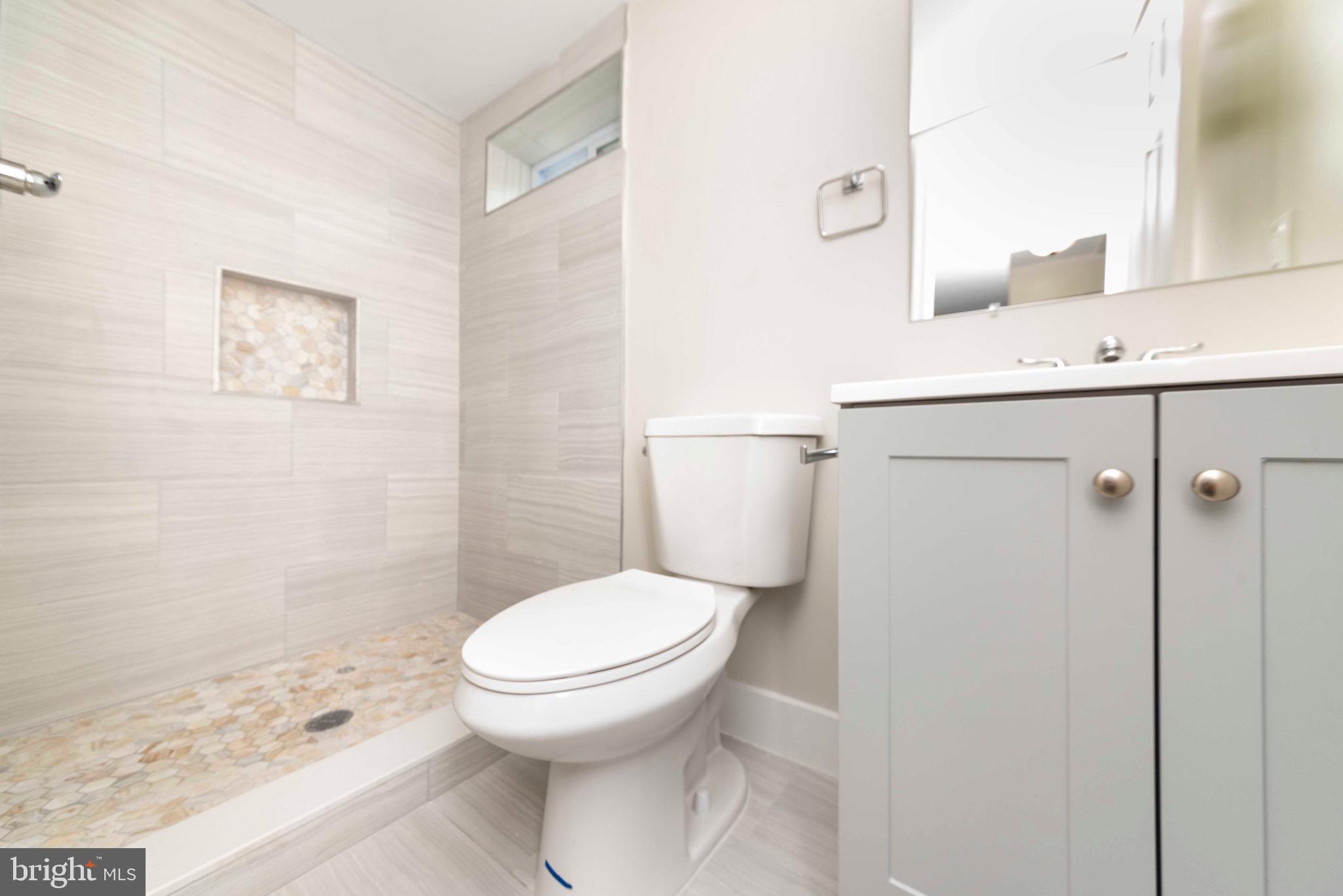 CHESTNUT HILLS - Residential