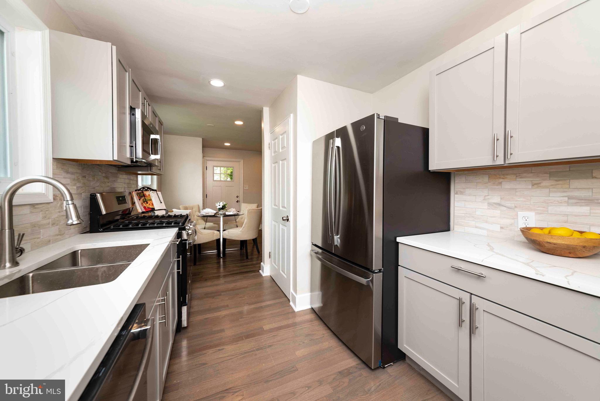 CHESTNUT HILLS - Residential