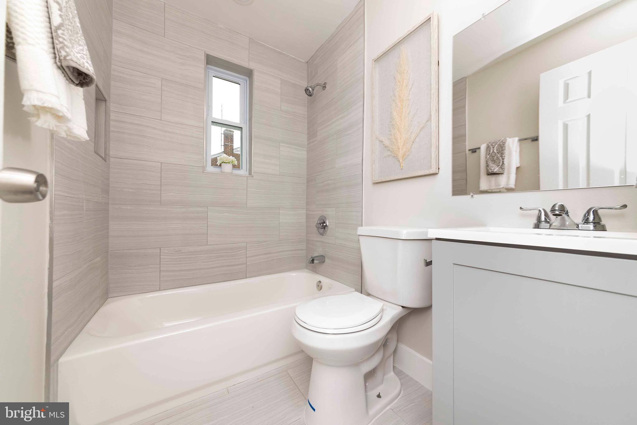 CHESTNUT HILLS - Residential