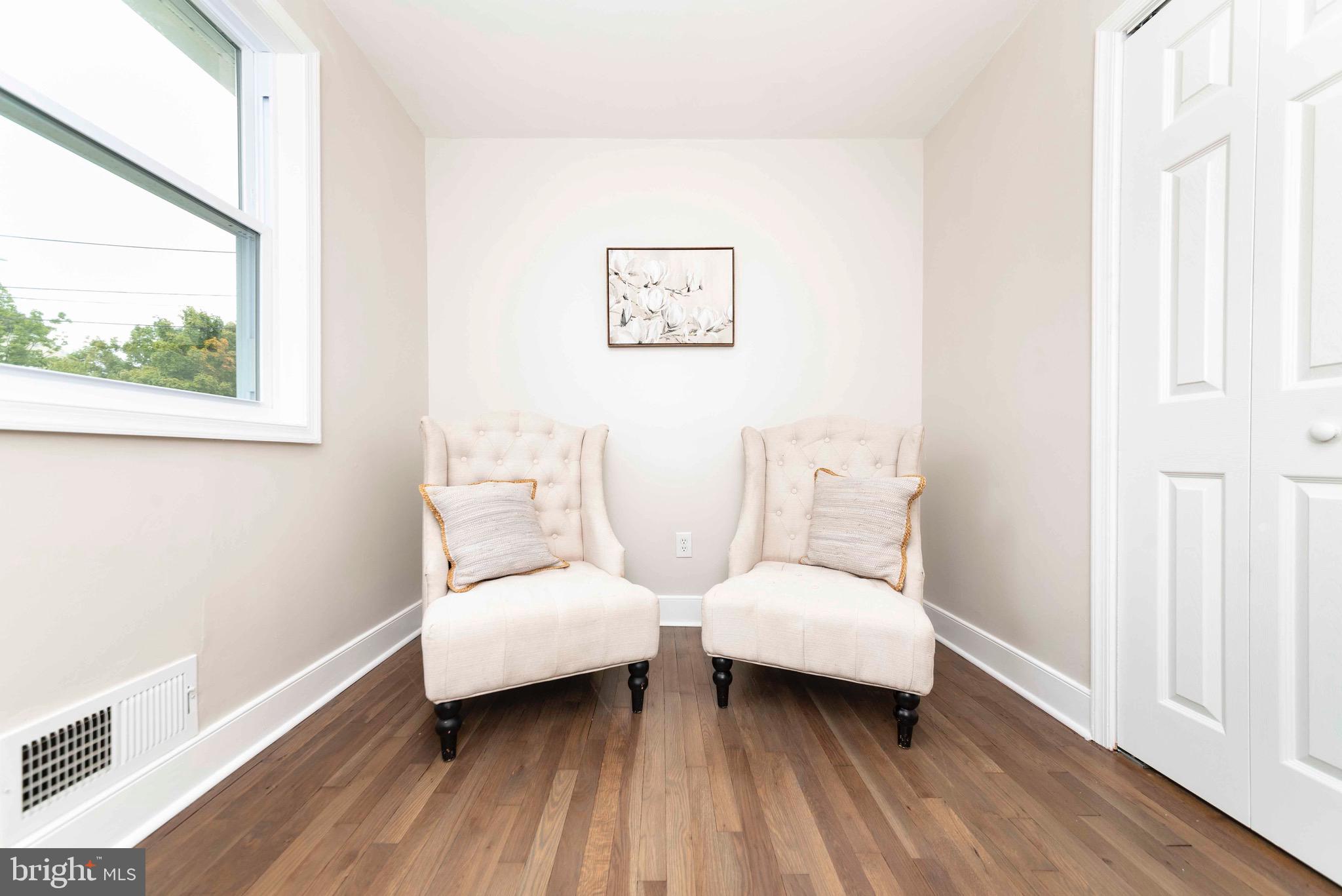 CHESTNUT HILLS - Residential