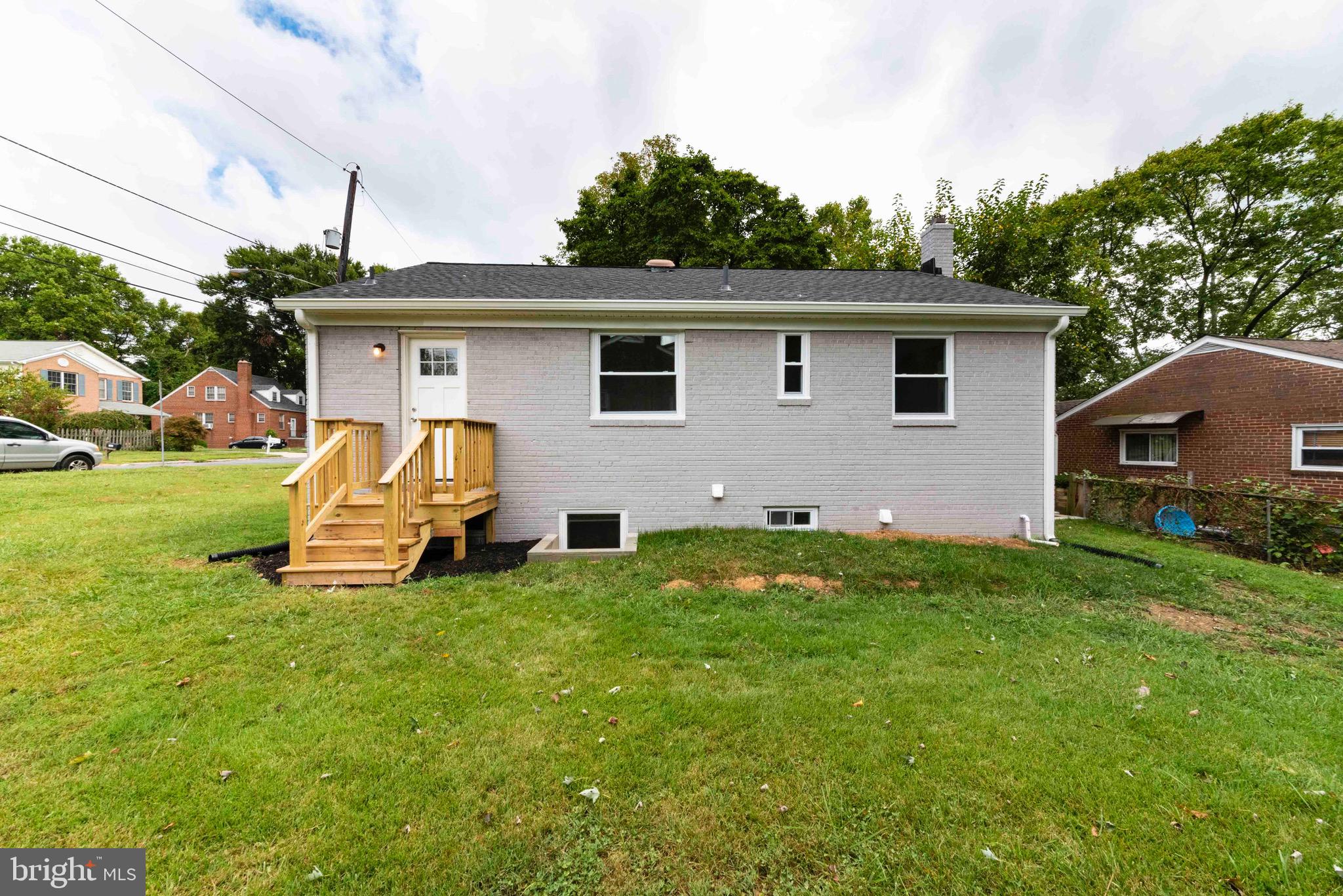 CHESTNUT HILLS - Residential