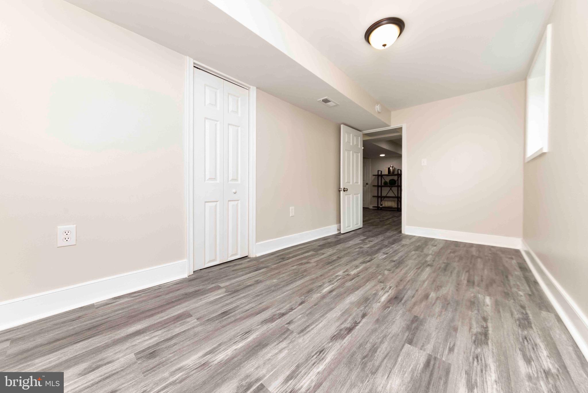 CHESTNUT HILLS - Residential