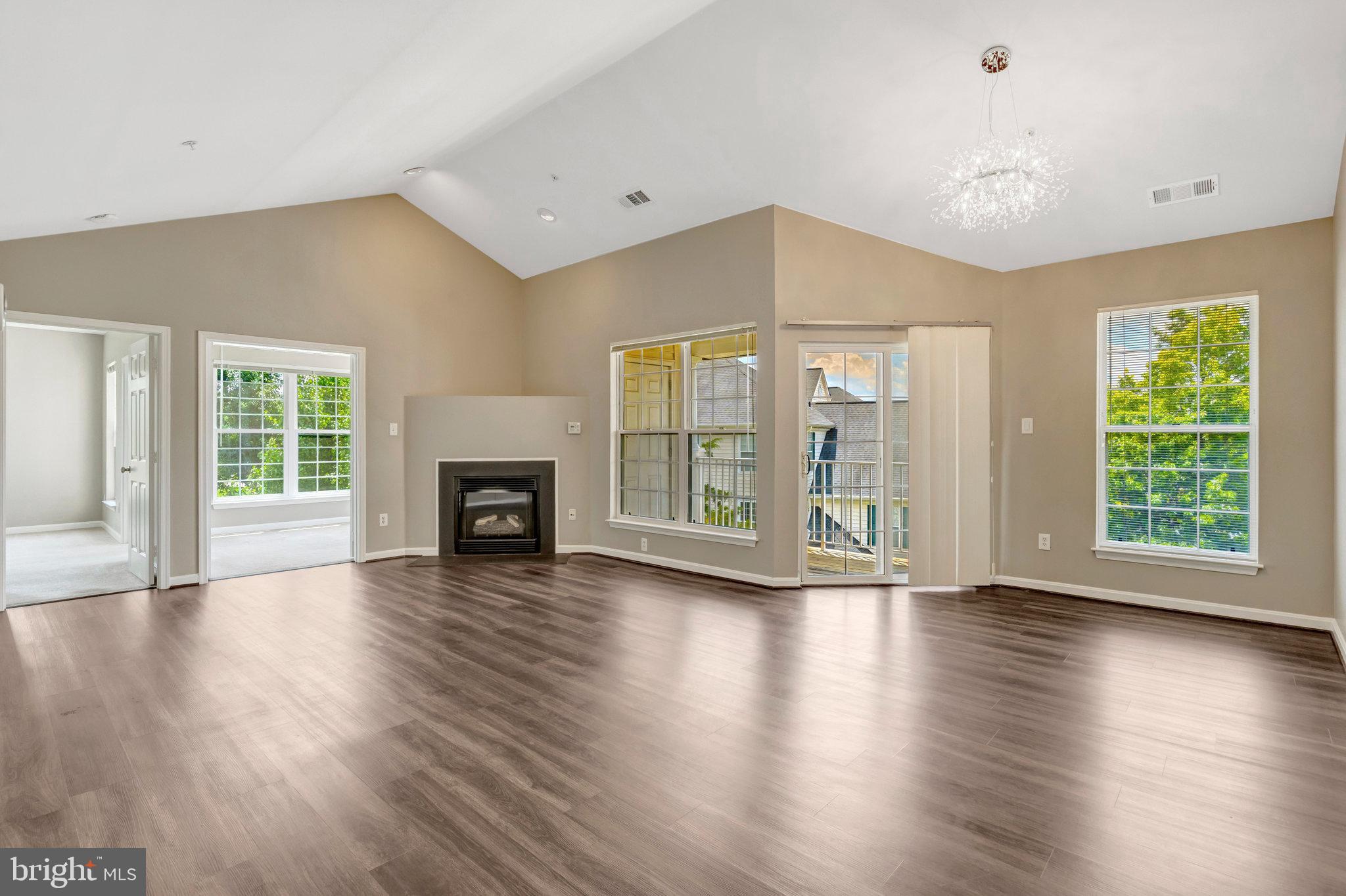 LAKESIDE AT SOUTH RIDING - Residential