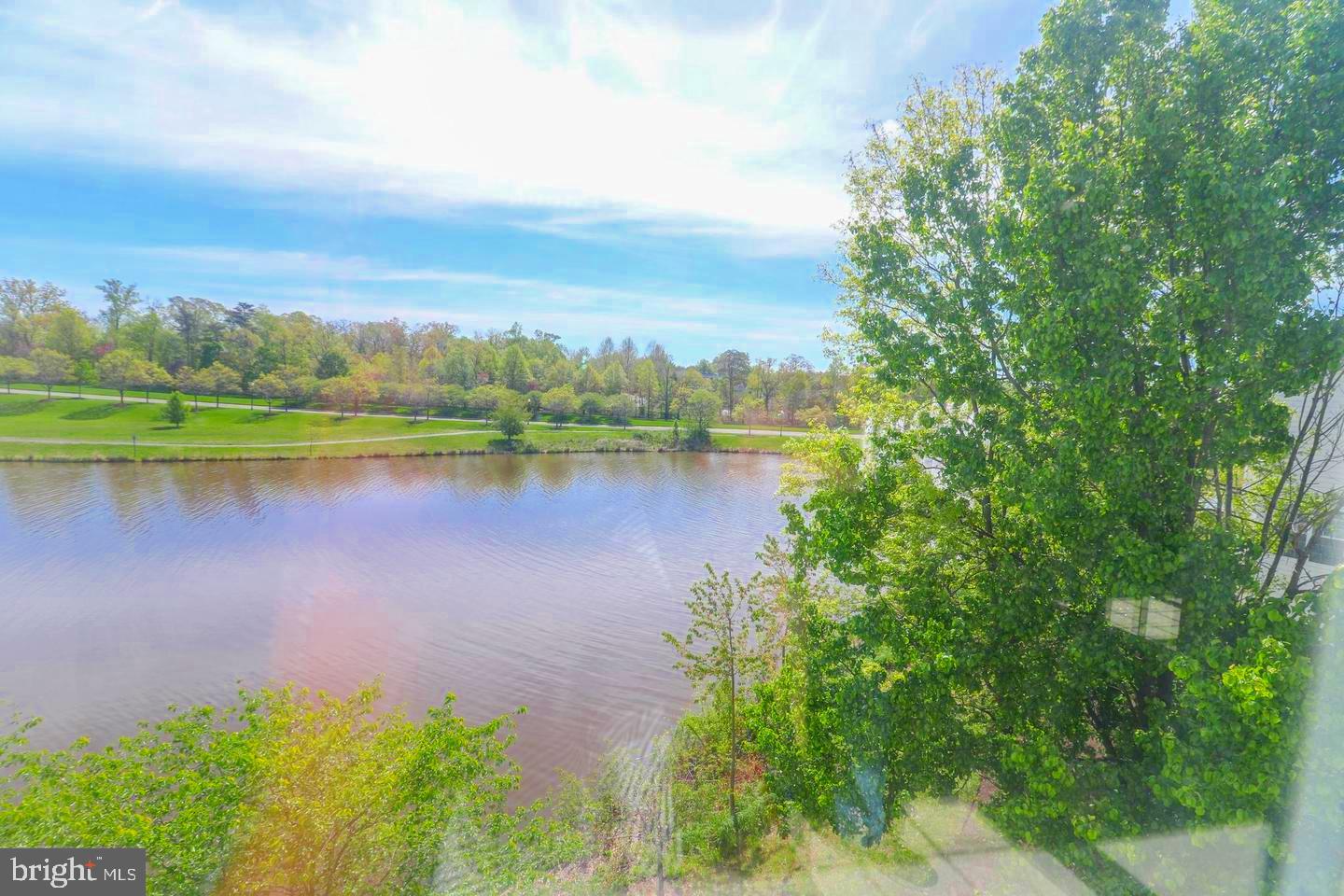 LAKESIDE AT SOUTH RIDING - Residential