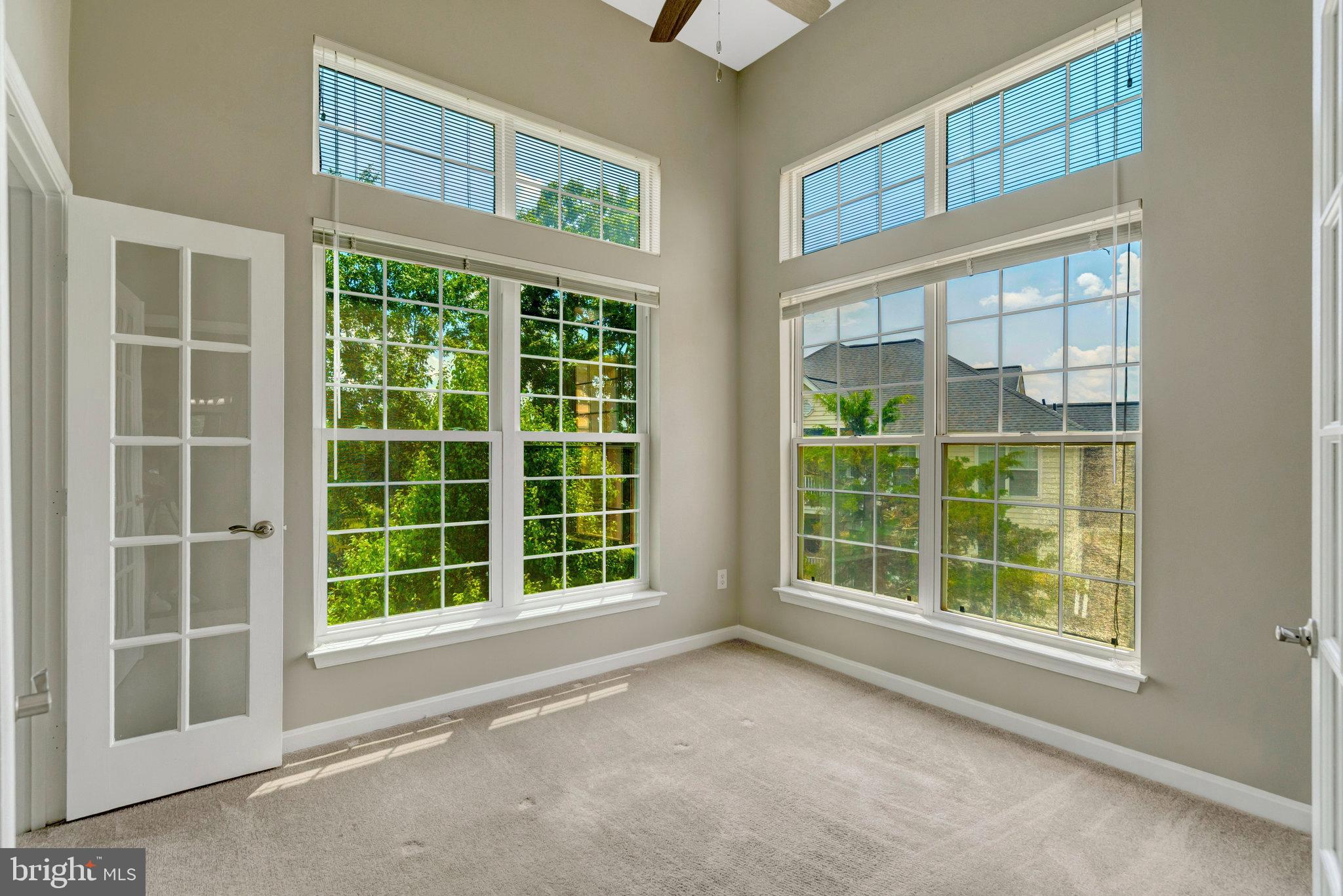 LAKESIDE AT SOUTH RIDING - Residential