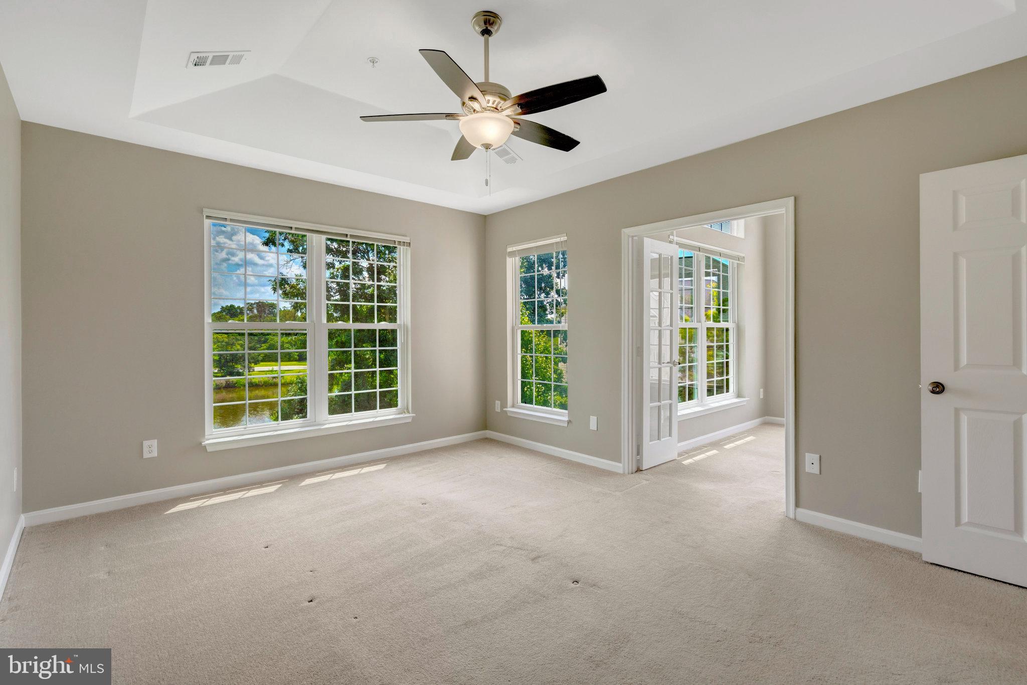 LAKESIDE AT SOUTH RIDING - Residential