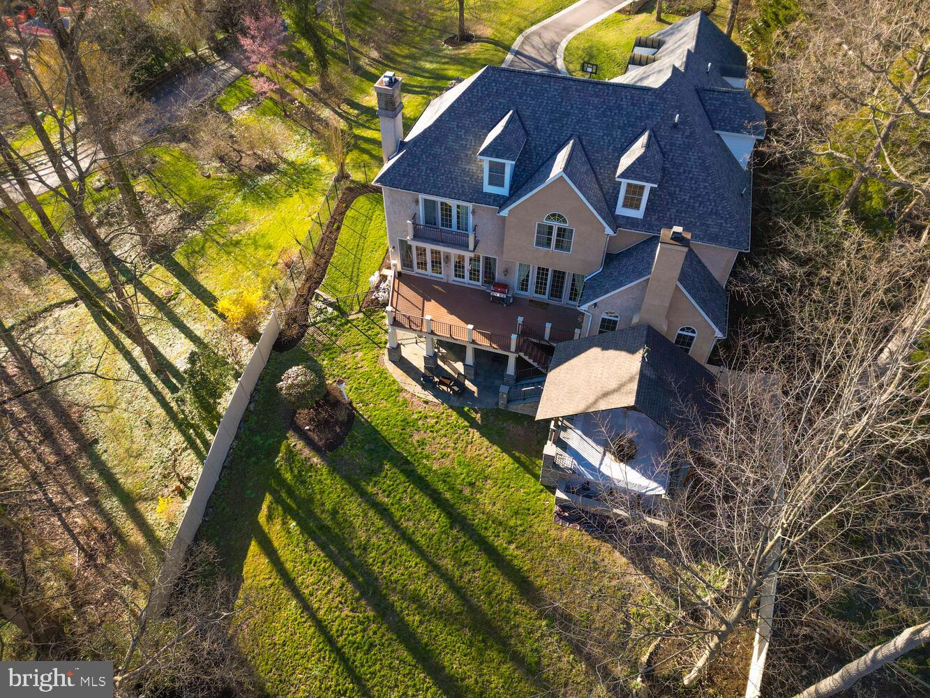 CHESTNUT HILL - Residential