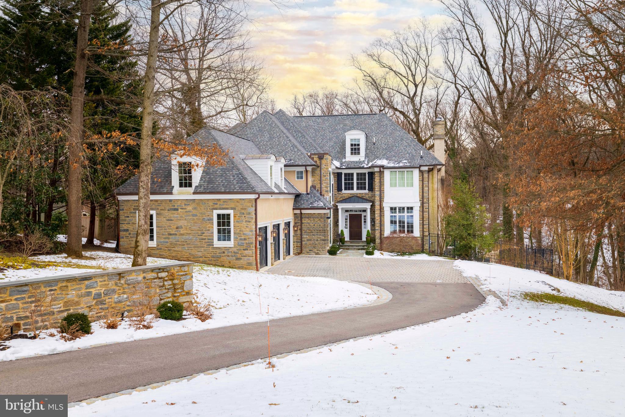 732 SAINT ANDREWS ROAD