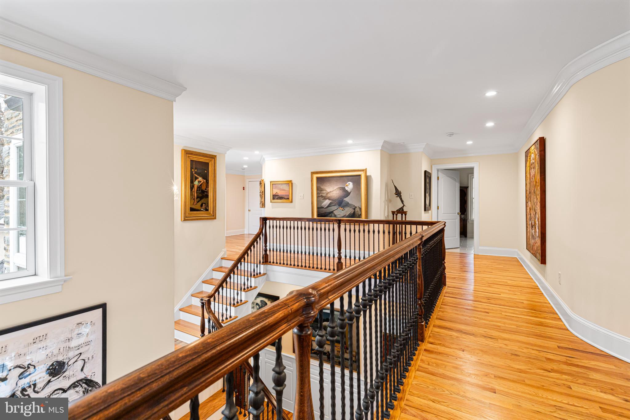 CHESTNUT HILL - Residential