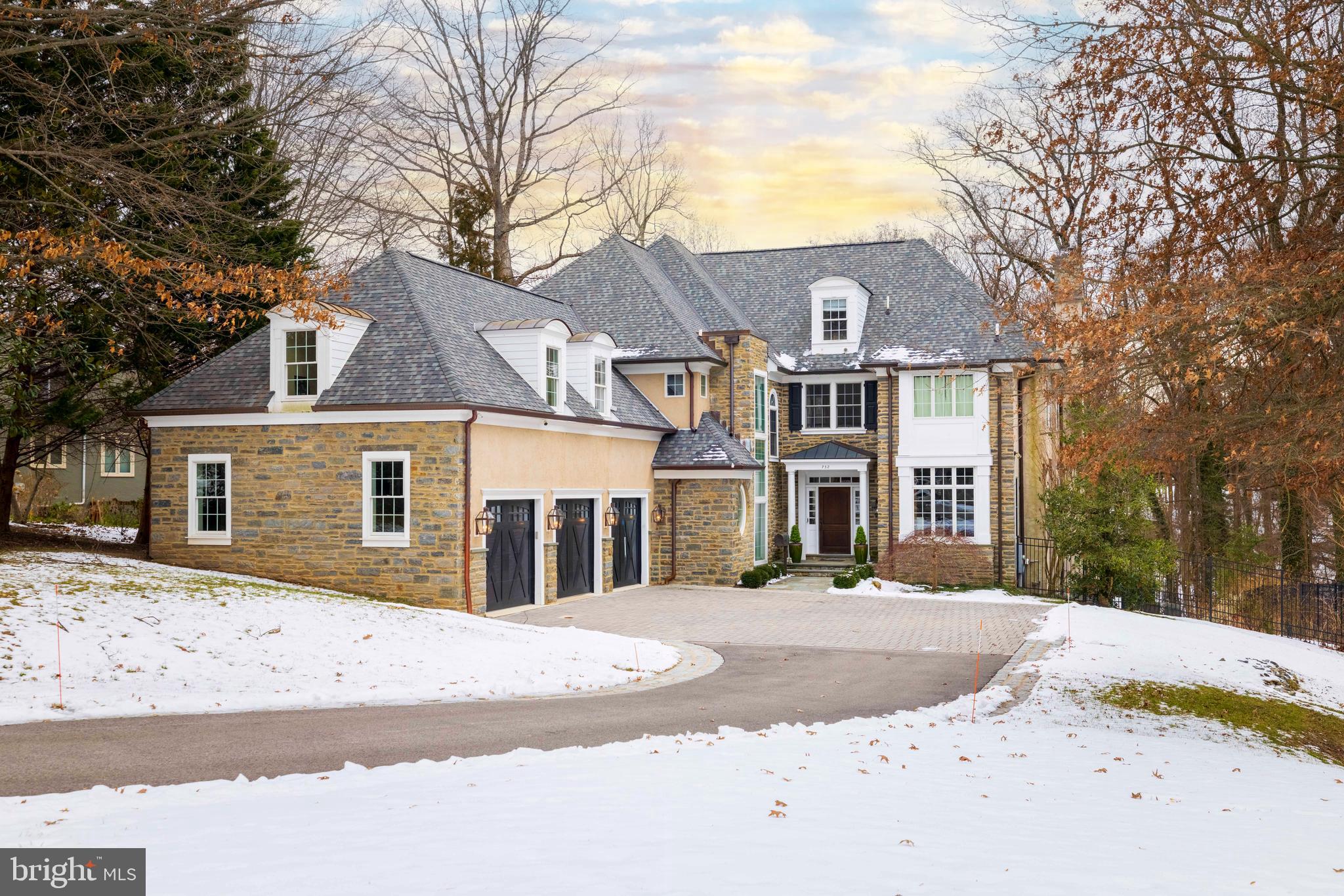 732 SAINT ANDREWS ROAD