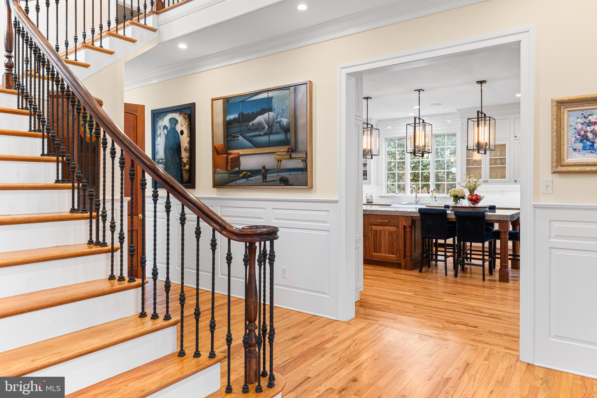 CHESTNUT HILL - Residential