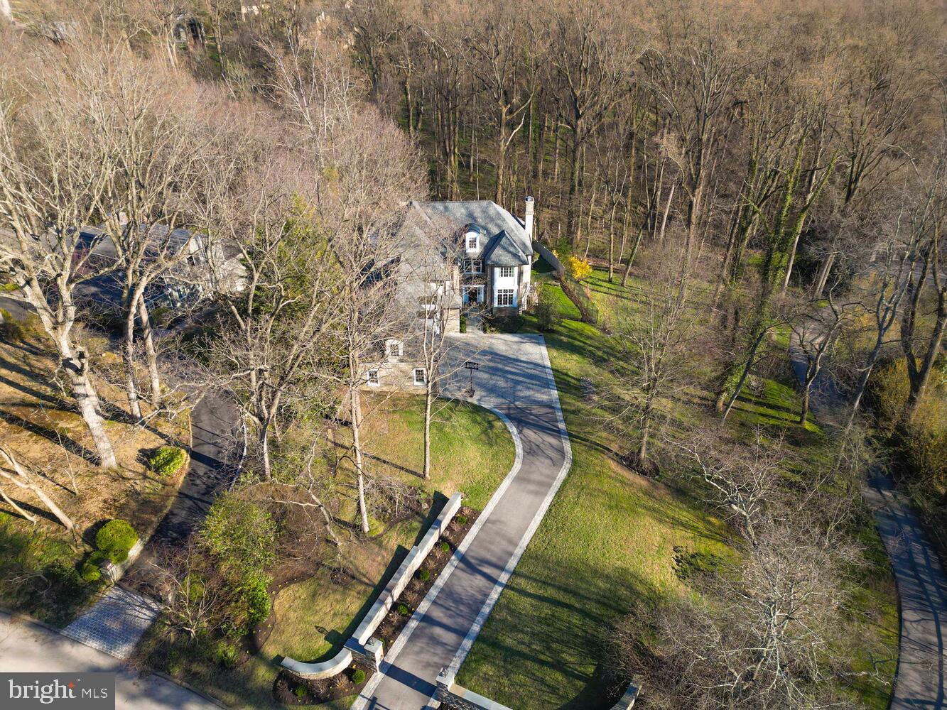 CHESTNUT HILL - Residential