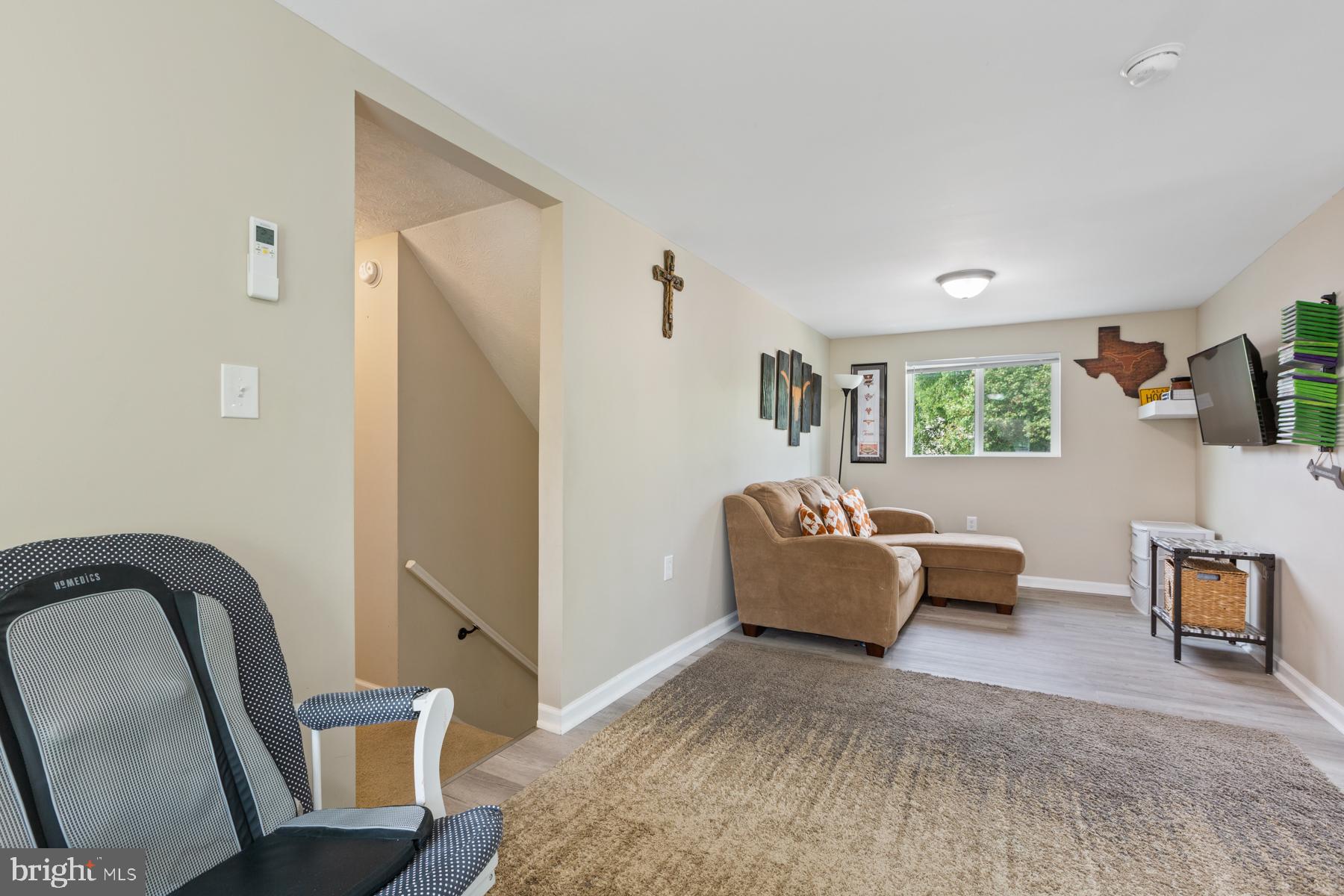 HARMANS WOODS - Residential