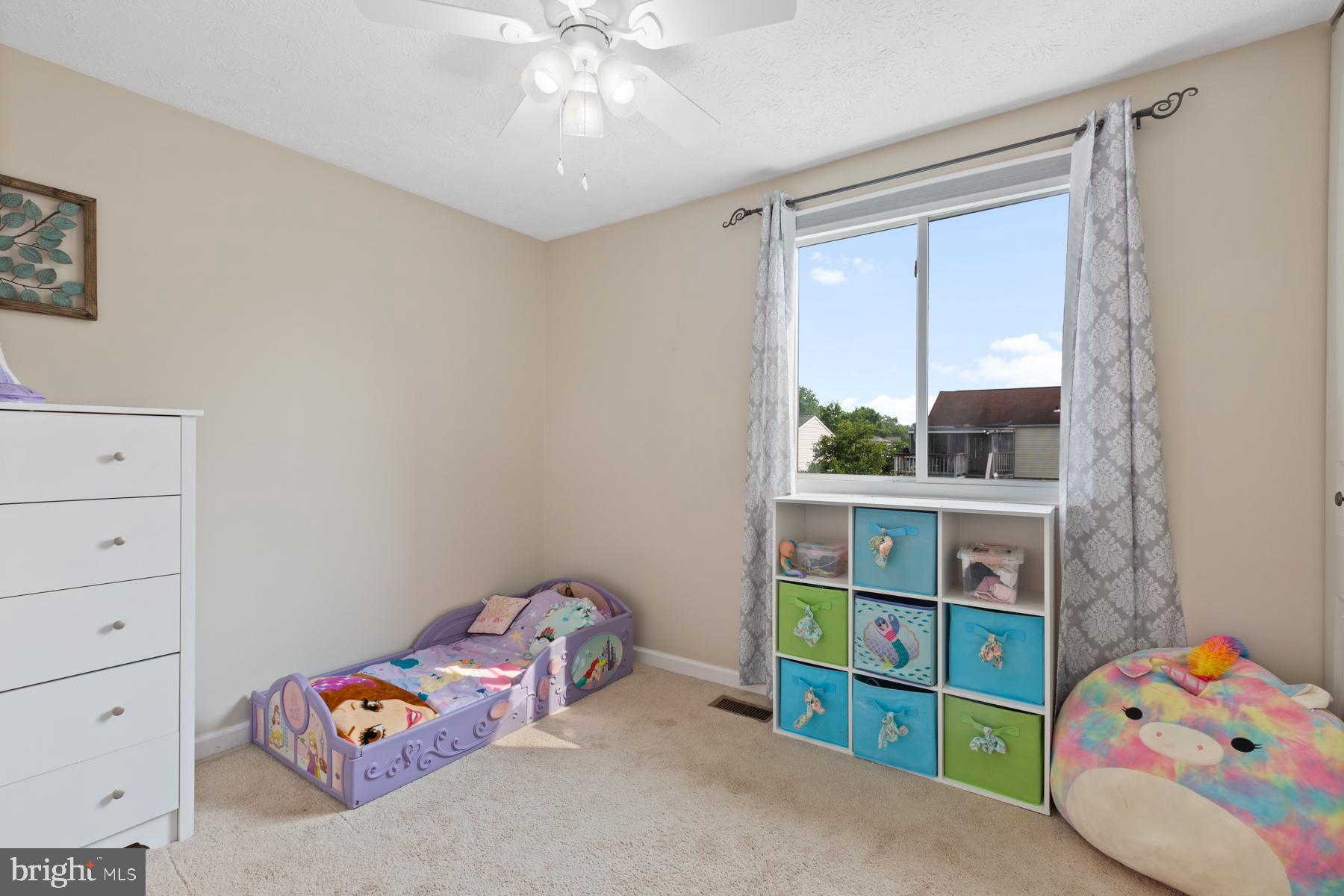 HARMANS WOODS - Residential