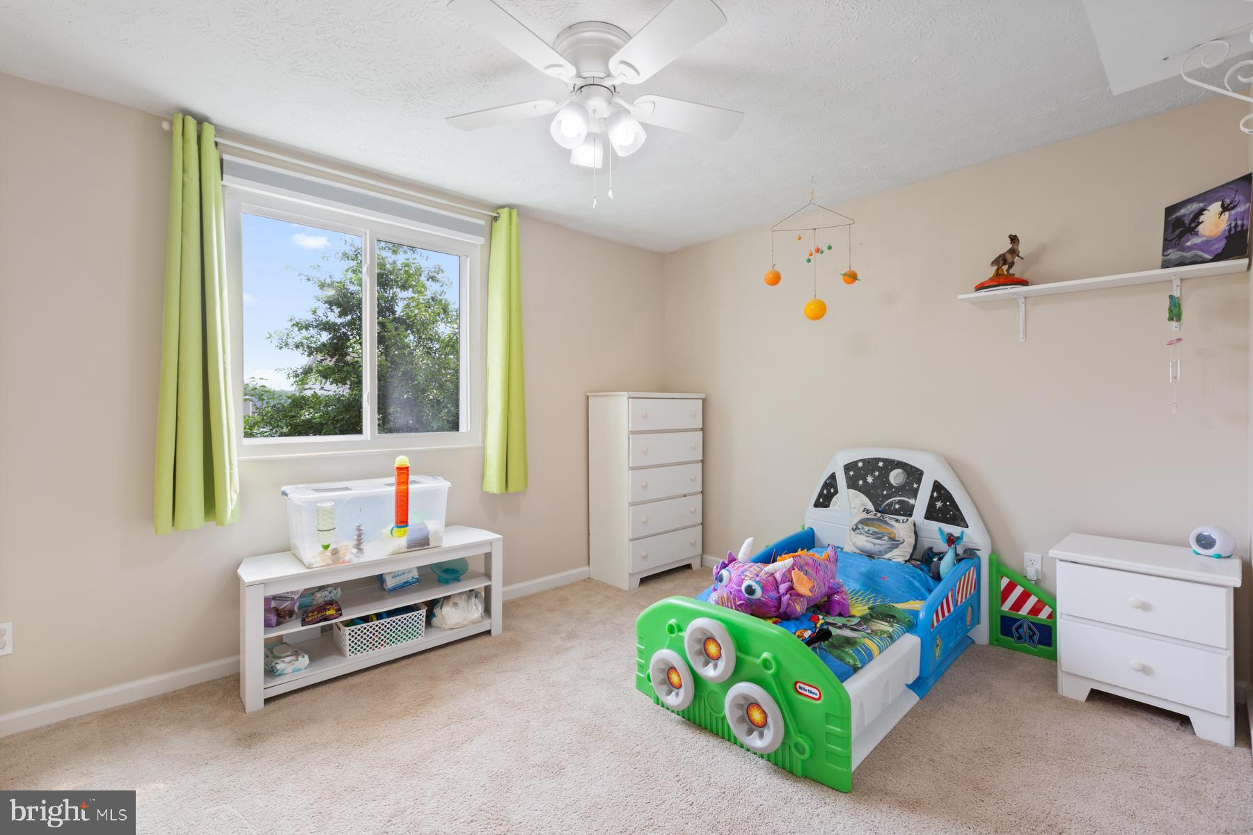 HARMANS WOODS - Residential