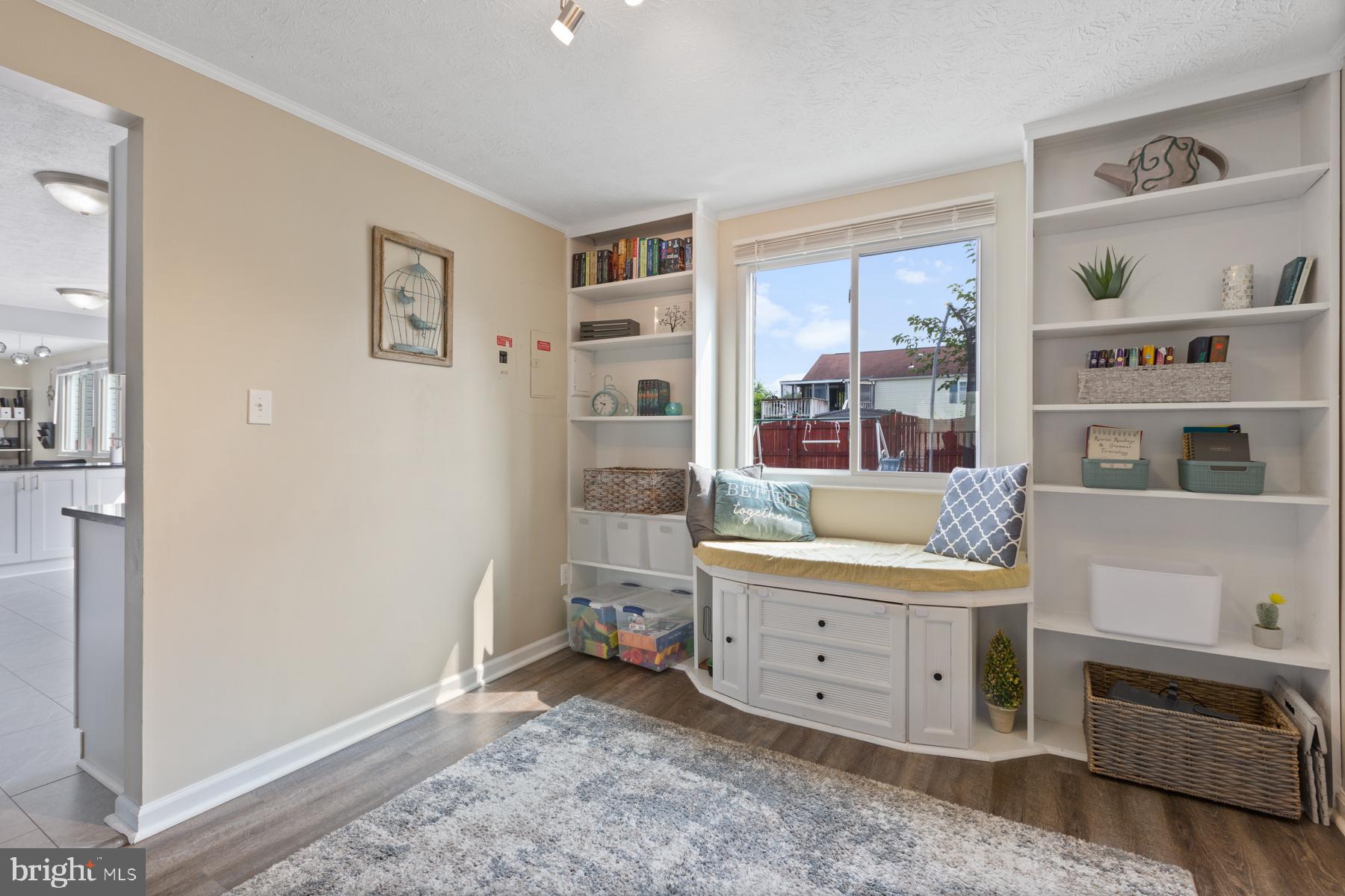 HARMANS WOODS - Residential