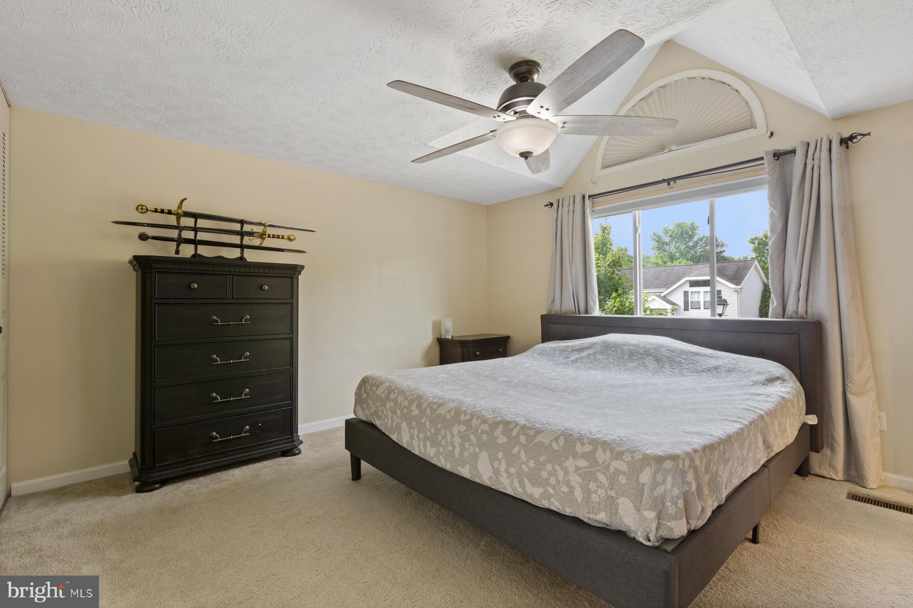 HARMANS WOODS - Residential