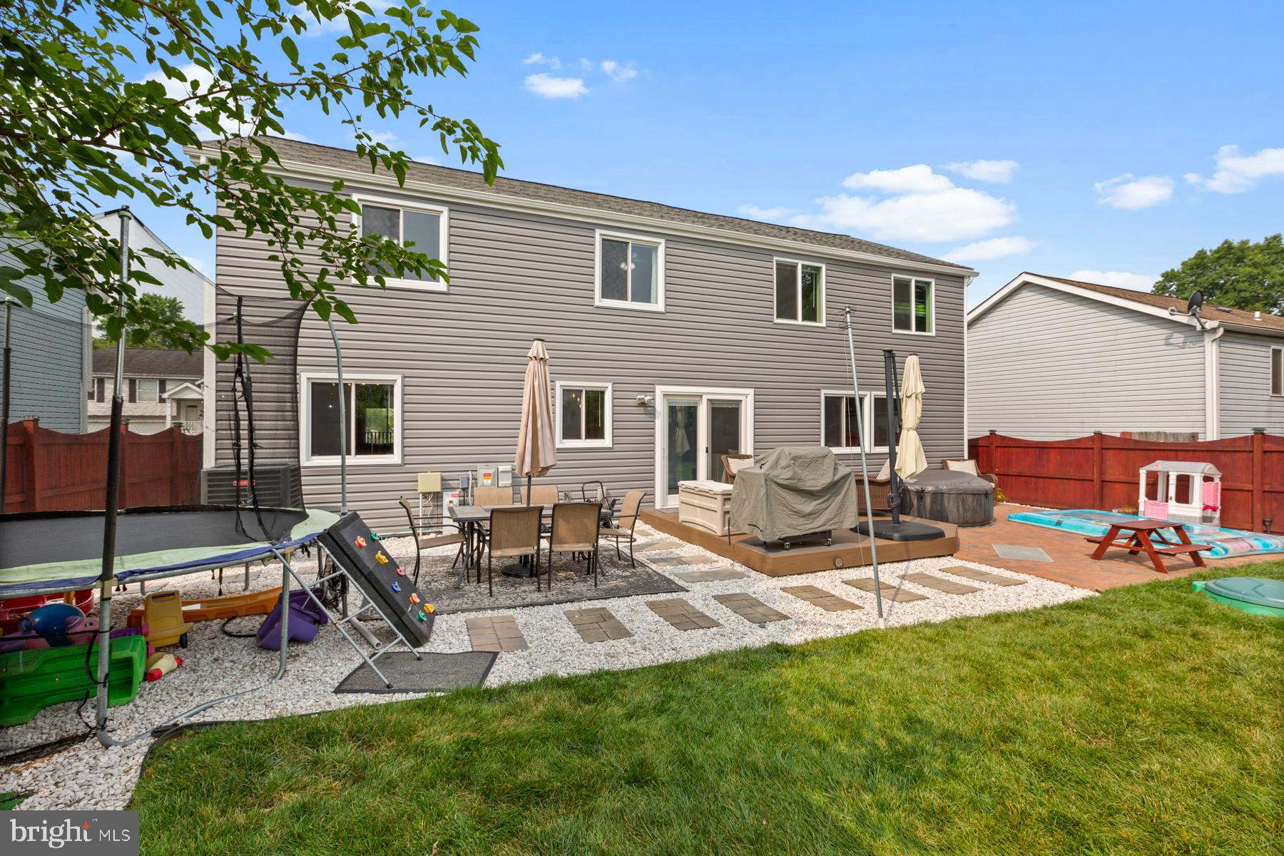 HARMANS WOODS - Residential