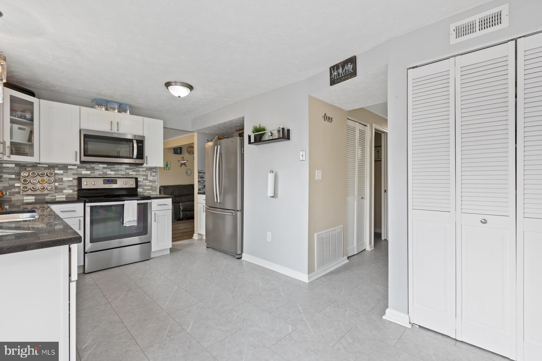 HARMANS WOODS - Residential