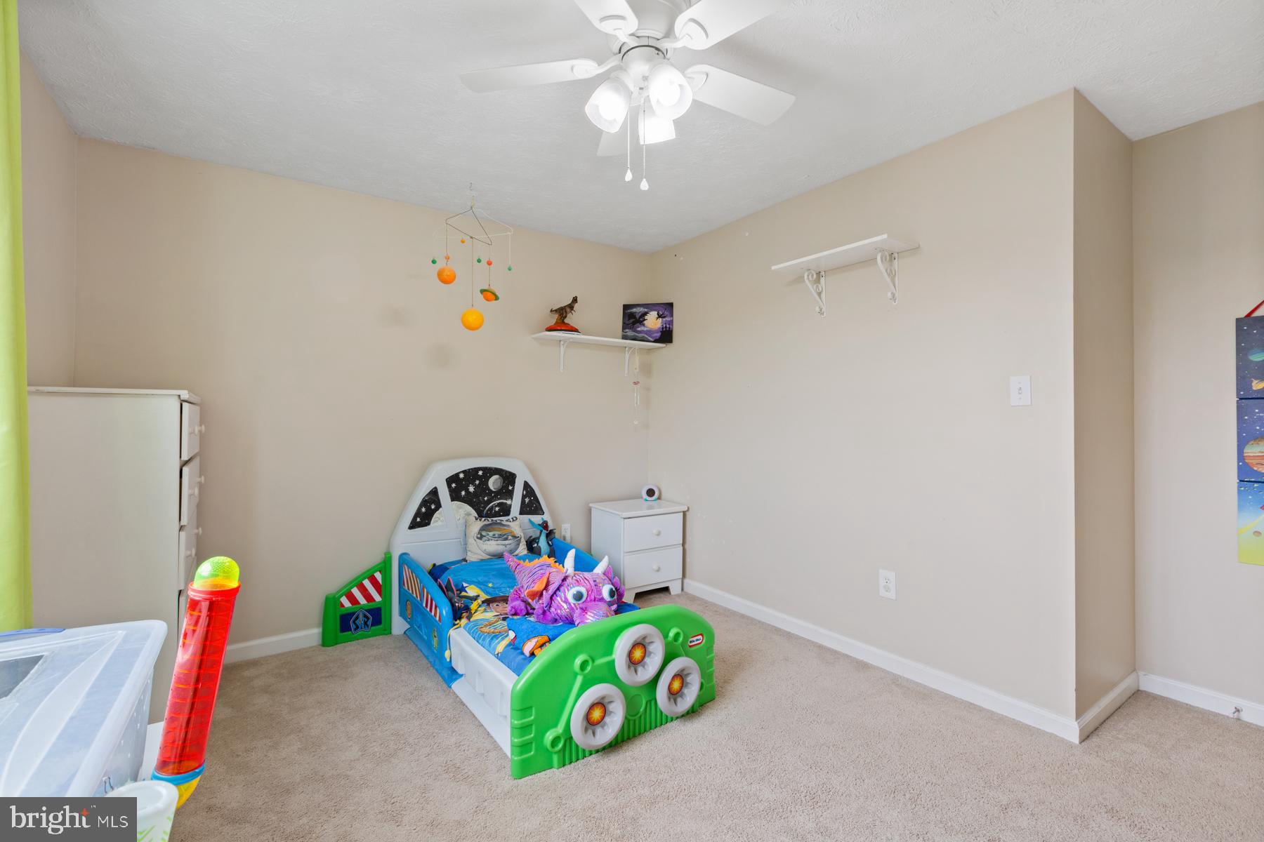 HARMANS WOODS - Residential